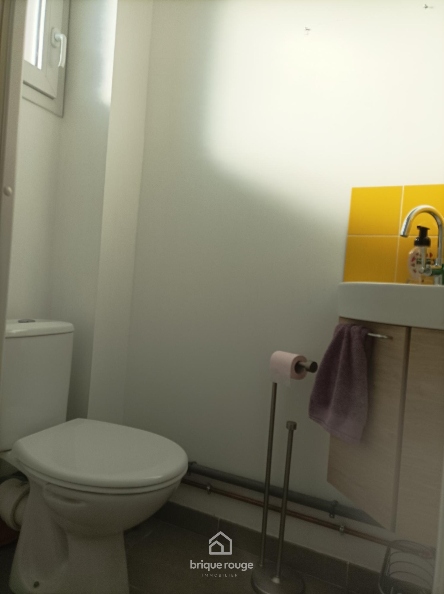 Charmant plain pied 3 chambres sur carnin Photo 5 - Brique Rouge Immobilier