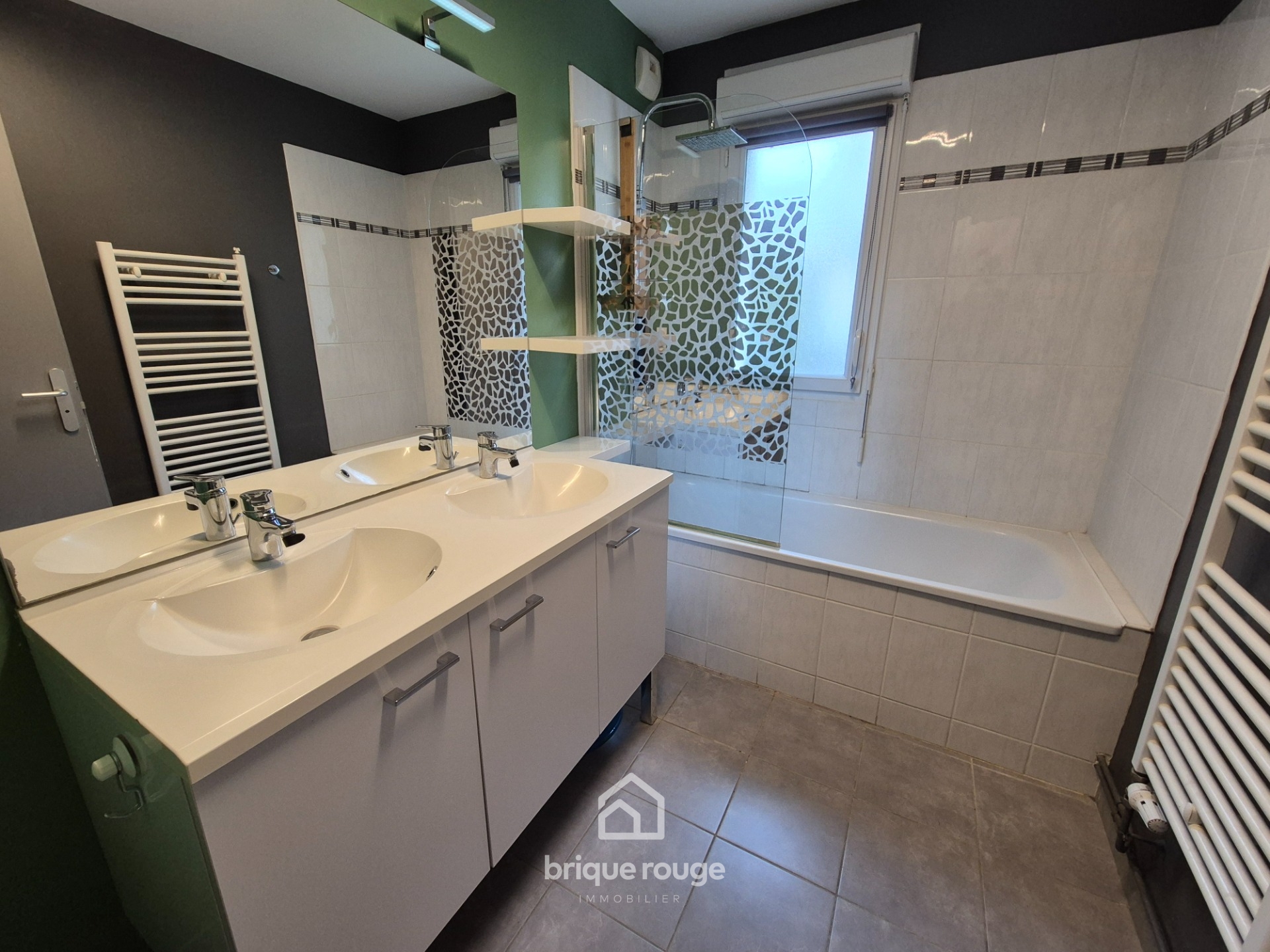 Jolie maison recente Photo 4 - Brique Rouge Immobilier Jolie maison recente Photo 4 - Brique Rouge Immobilier