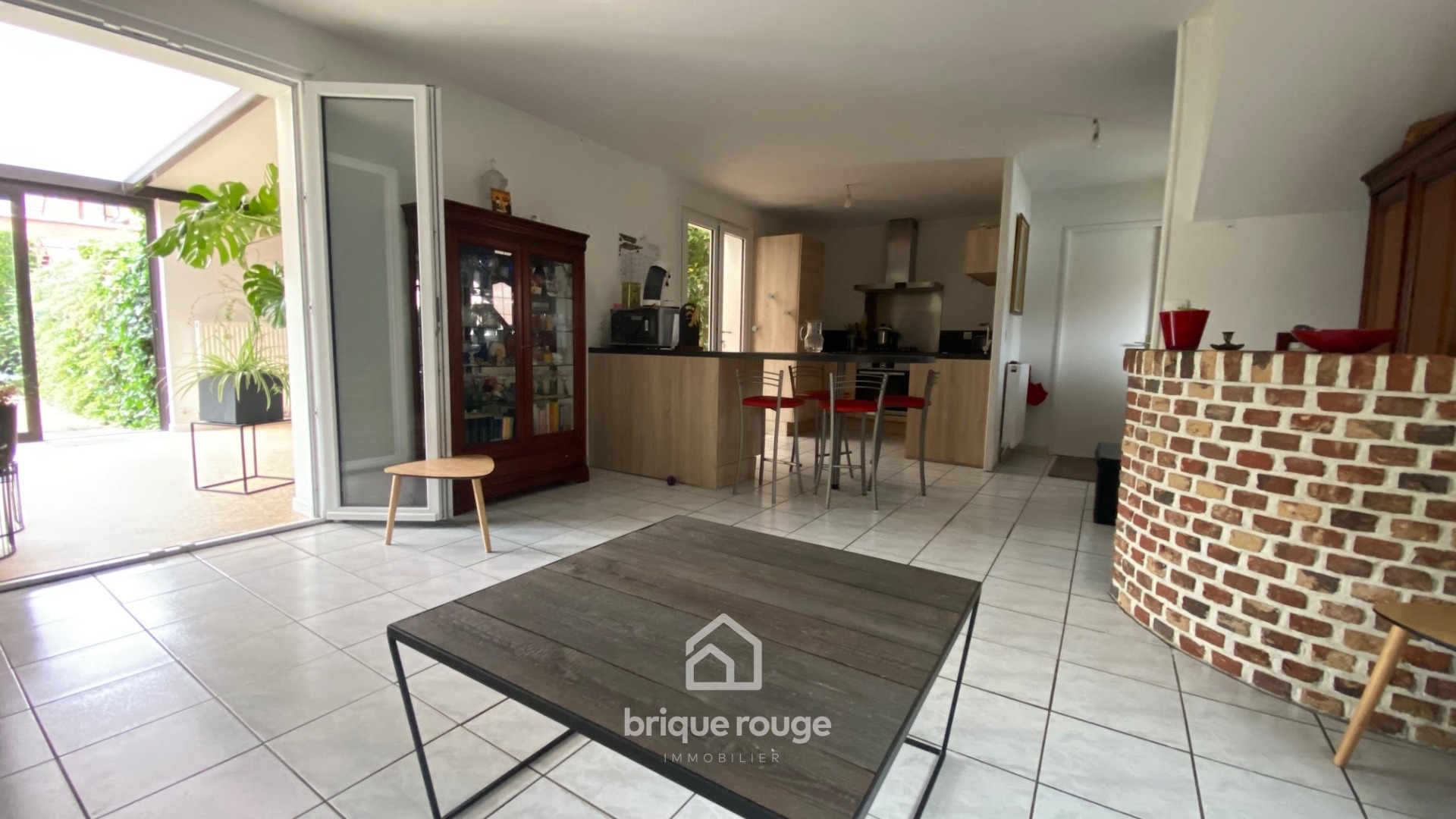 Exclusivite maison 3 chambres 2 garages jardin Photo 2 - Brique Rouge Immobilier Exclusivite maison 3 chambres 2 garages jardin Photo 2 - Brique Rouge Immobilier
