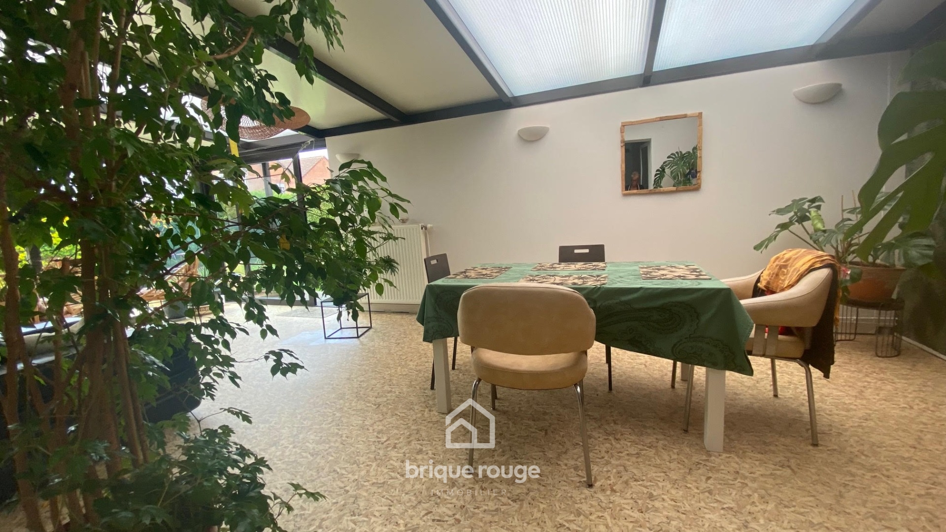 Exclusivite maison 3 chambres 2 garages jardin Photo 3 - Brique Rouge Immobilier Exclusivite maison 3 chambres 2 garages jardin Photo 3 - Brique Rouge Immobilier