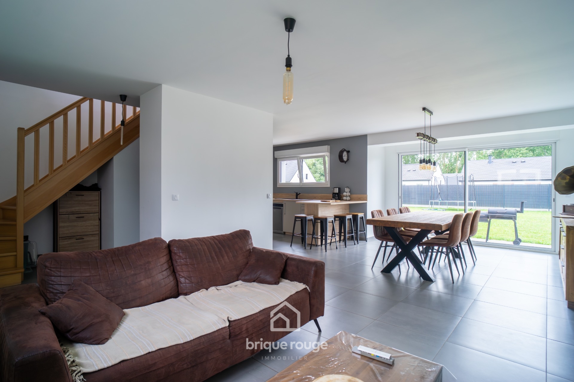 Maison cubique 4 chambre de 2019 Photo 3 - Brique Rouge Immobilier