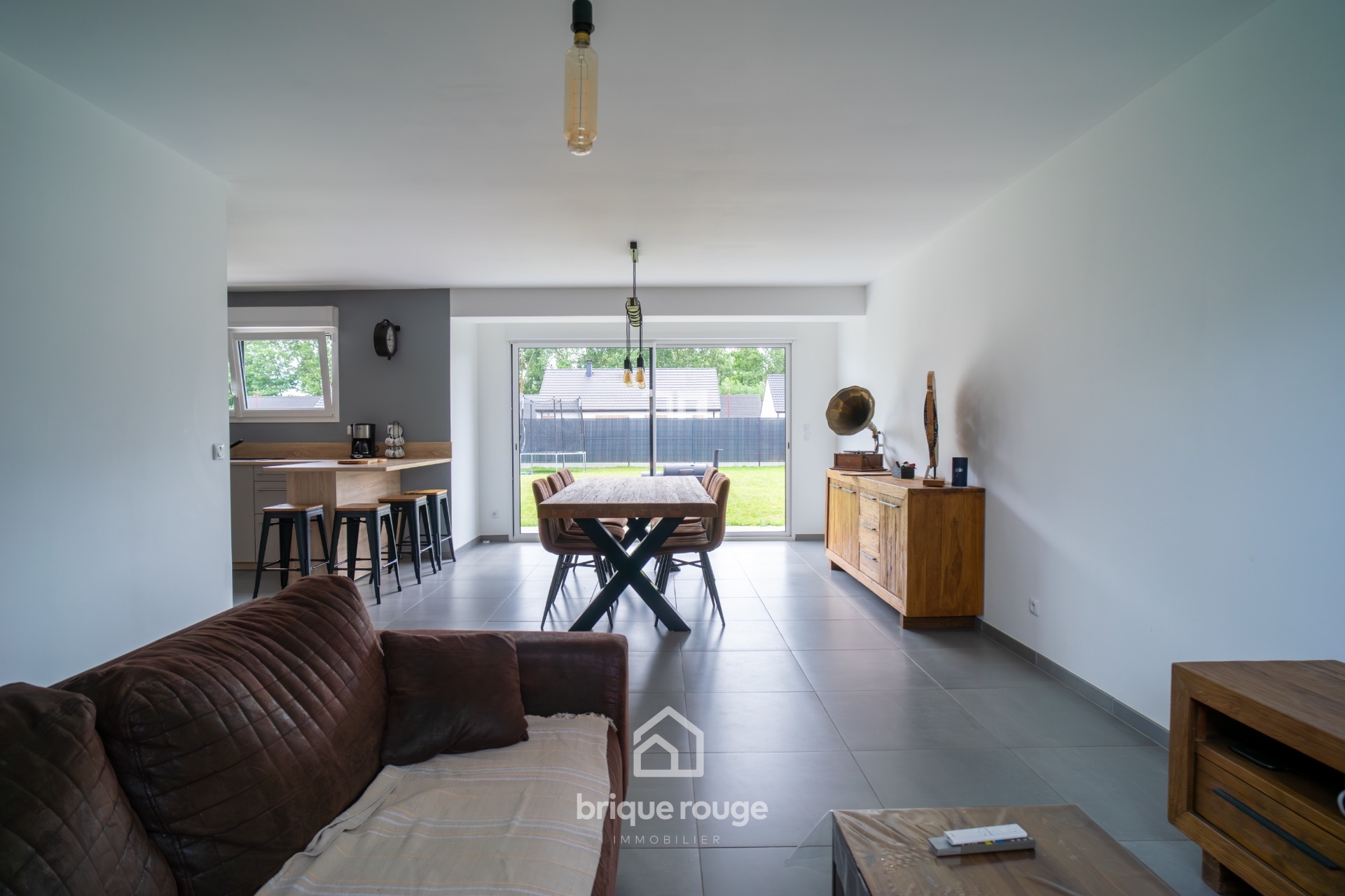 Maison cubique 4 chambre de 2019 Photo 15 - Brique Rouge Immobilier