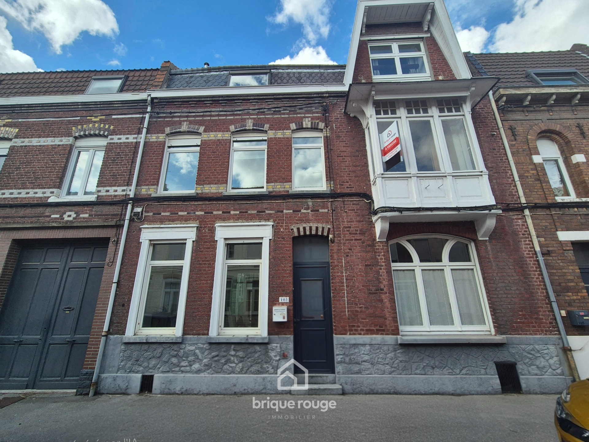 Superbe maison bourgeoise Photo 1 - Brique Rouge Immobilier Superbe maison bourgeoise Photo 1 - Brique Rouge Immobilier