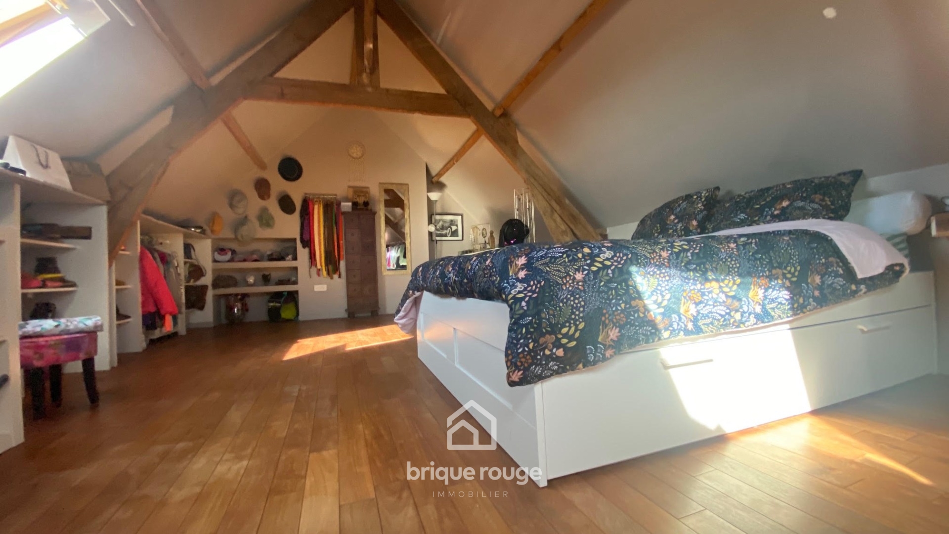 En exclusivite belle maison renovee garage Photo 5 - Brique Rouge Immobilier En exclusivite belle maison renovee garage Photo 5 - Brique Rouge Immobilier