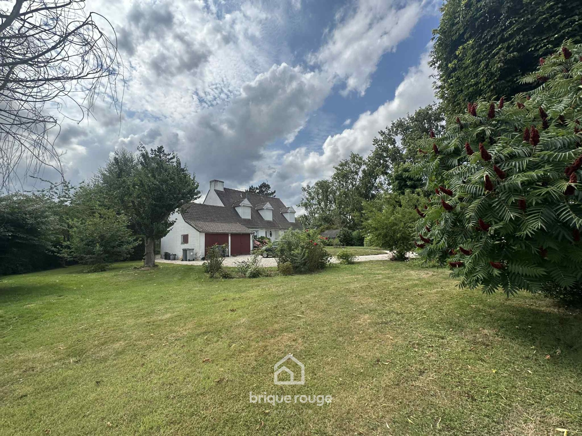 Individuelle semi plain pied 6 chambres sur 2430m Photo 3 - Brique Rouge Immobilier