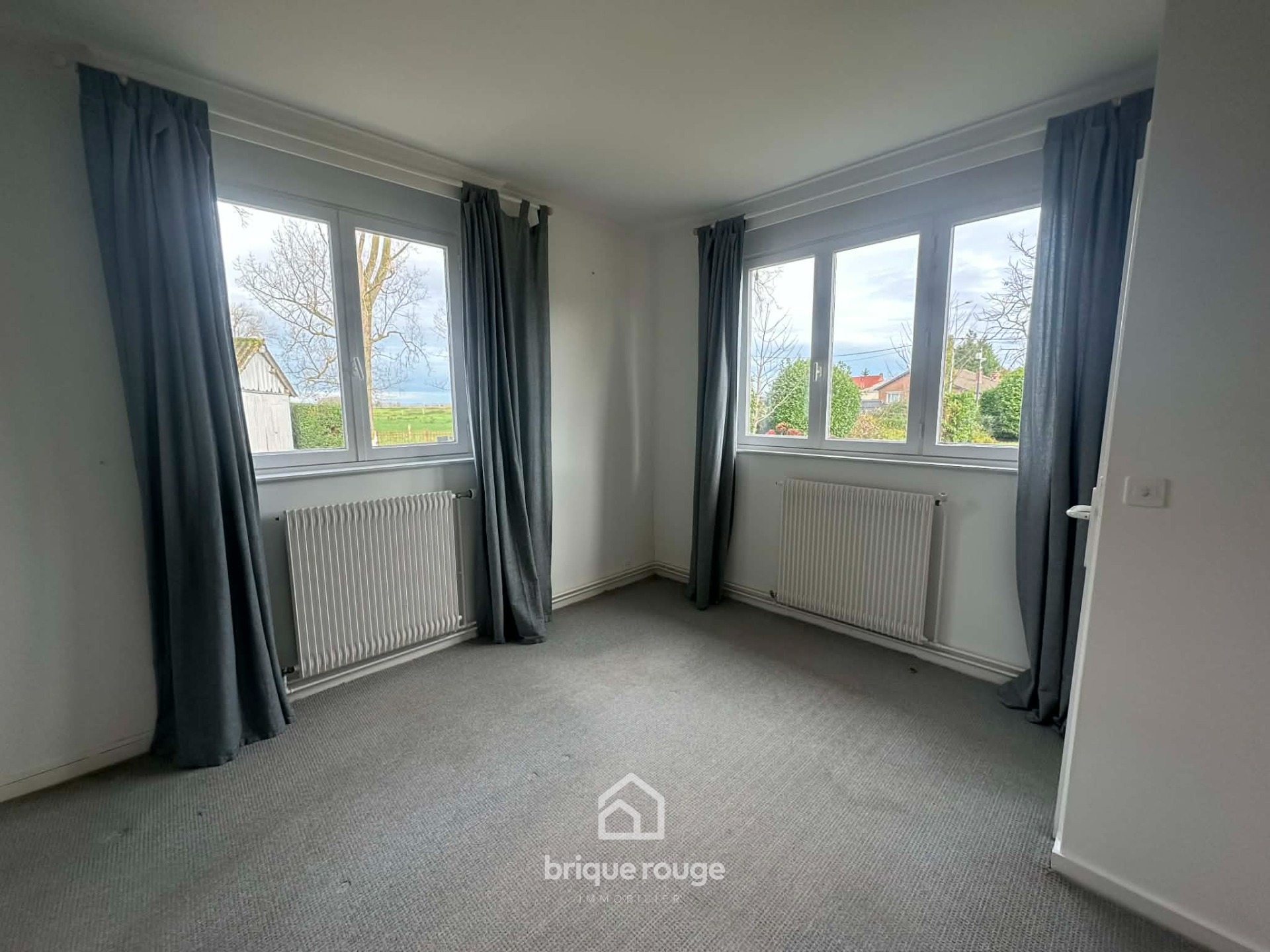 Individuelle semi plain pied 6 chambres sur 2430m Photo 6 - Brique Rouge Immobilier Individuelle semi plain pied 6 chambres sur 2430m Photo 6 - Brique Rouge Immobilier