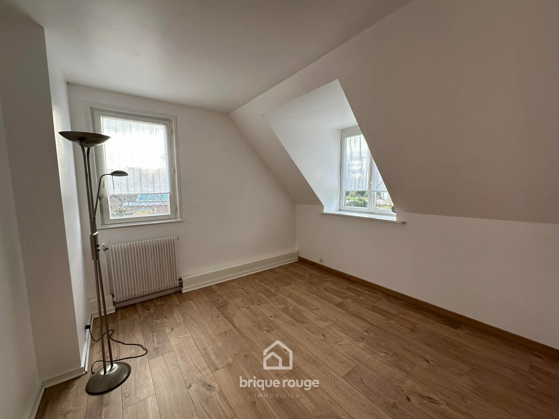 Individuelle semi plain pied 6 chambres sur 2430m Photo 8 - Brique Rouge Immobilier Individuelle semi plain pied 6 chambres sur 2430m Photo 8 - Brique Rouge Immobilier