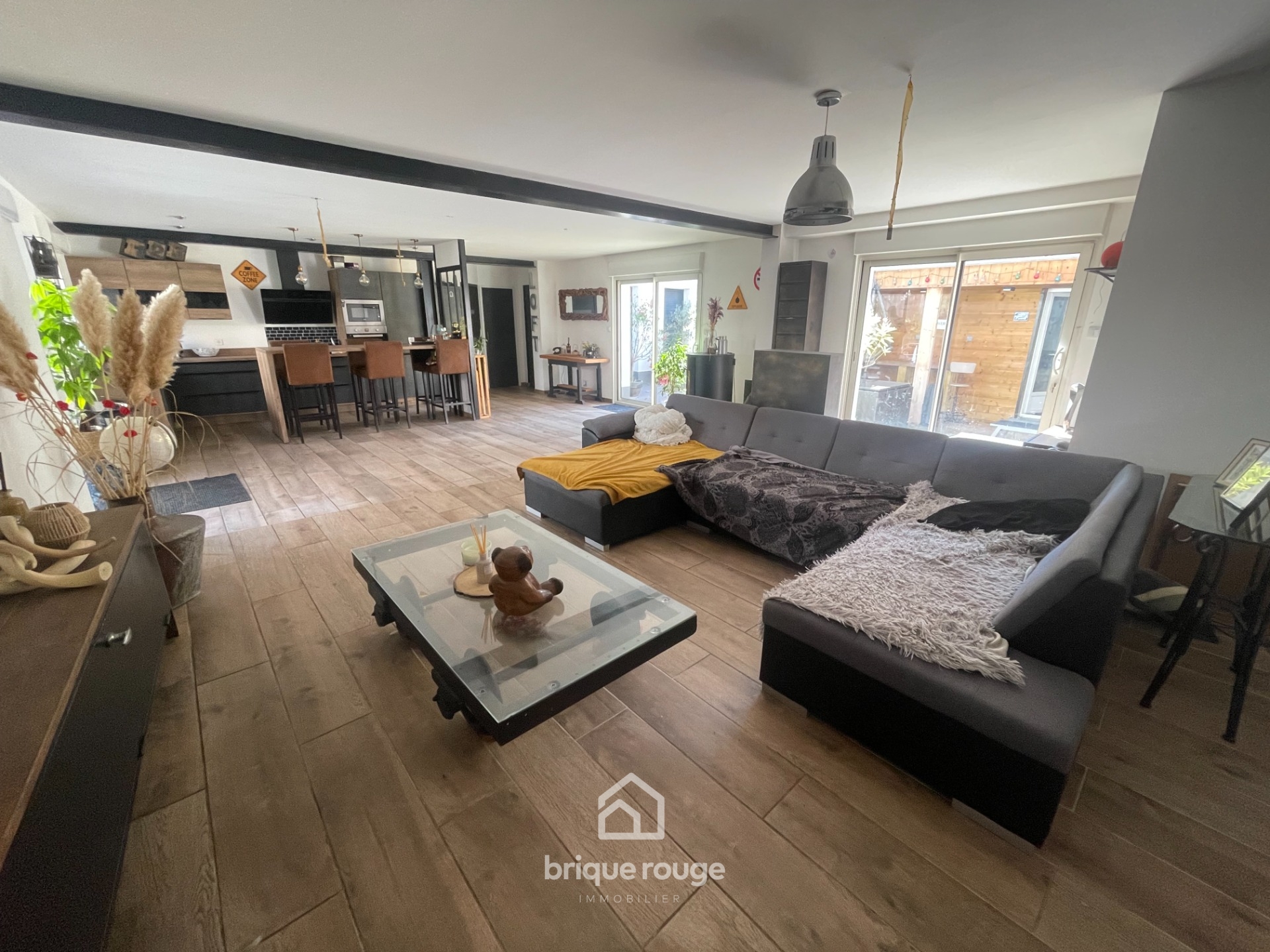 Ensemble immobilier de plus de 200 m2 Photo 2 - Brique Rouge Immobilier