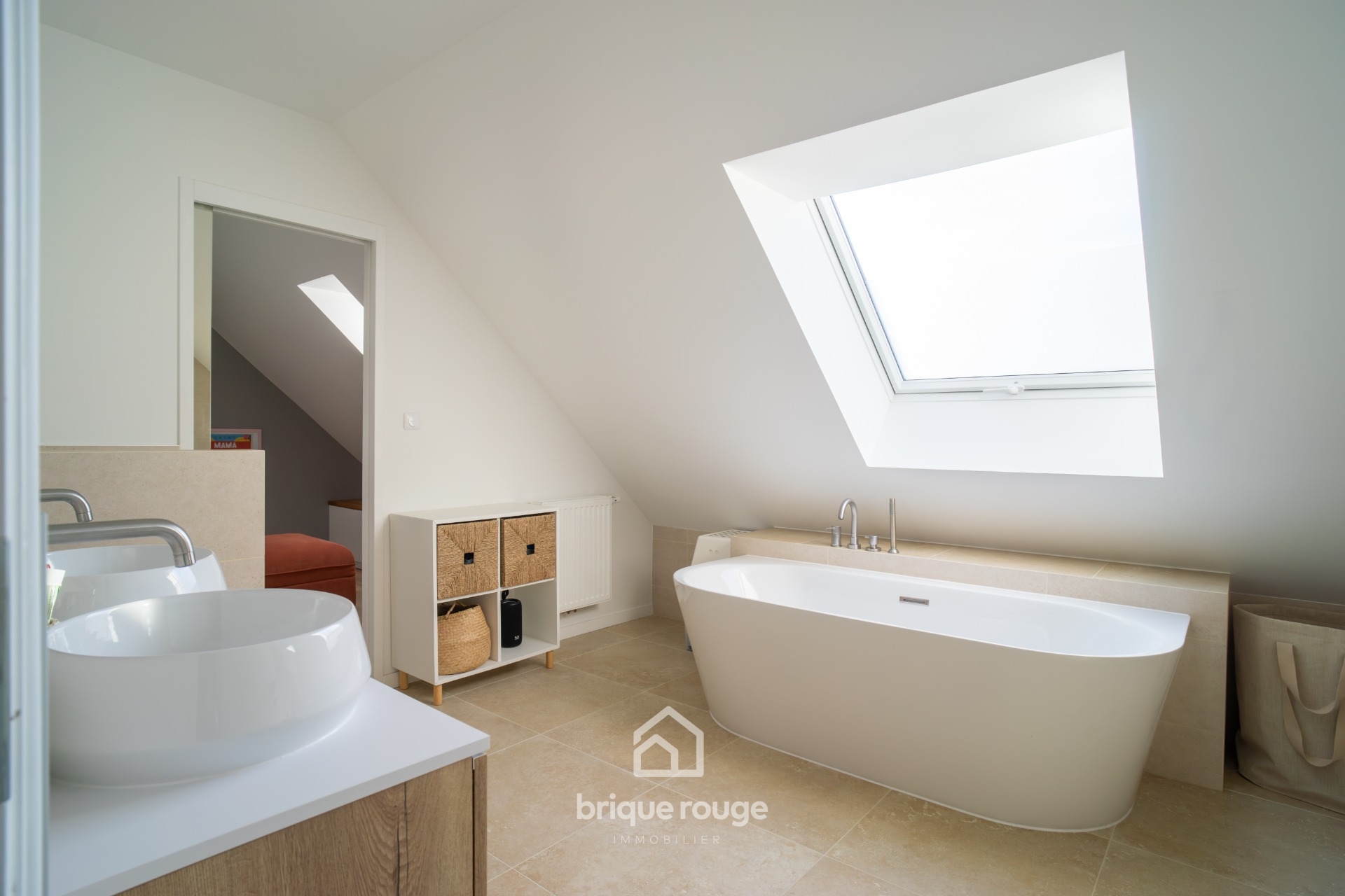 Individuelle 5 chambres semi plain pied d environ 180m Photo 14 - Brique Rouge Immobilier