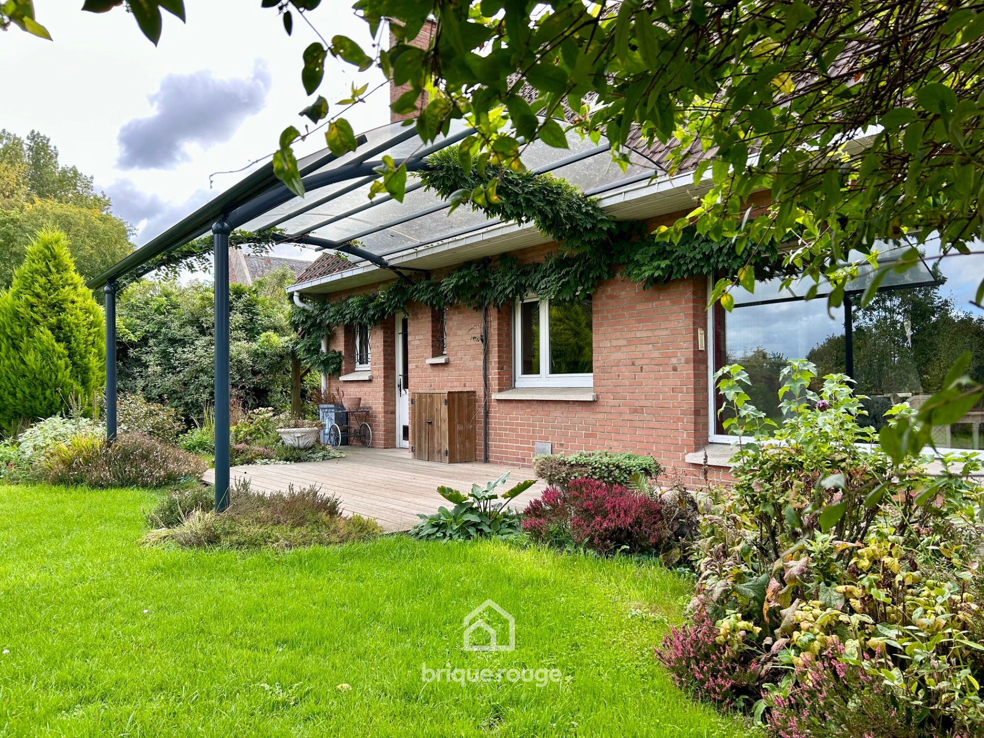 Maison familiale sur belle parcelle Photo 1 - Brique Rouge Immobilier