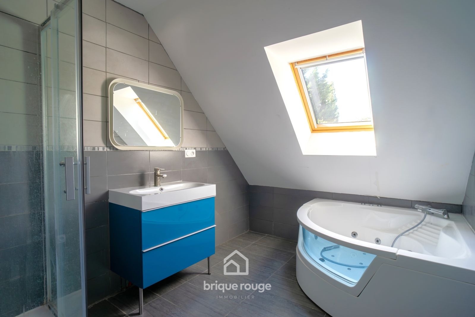 Rare superbe individuelle recente en semi plain pied Photo 11 - Brique Rouge Immobilier