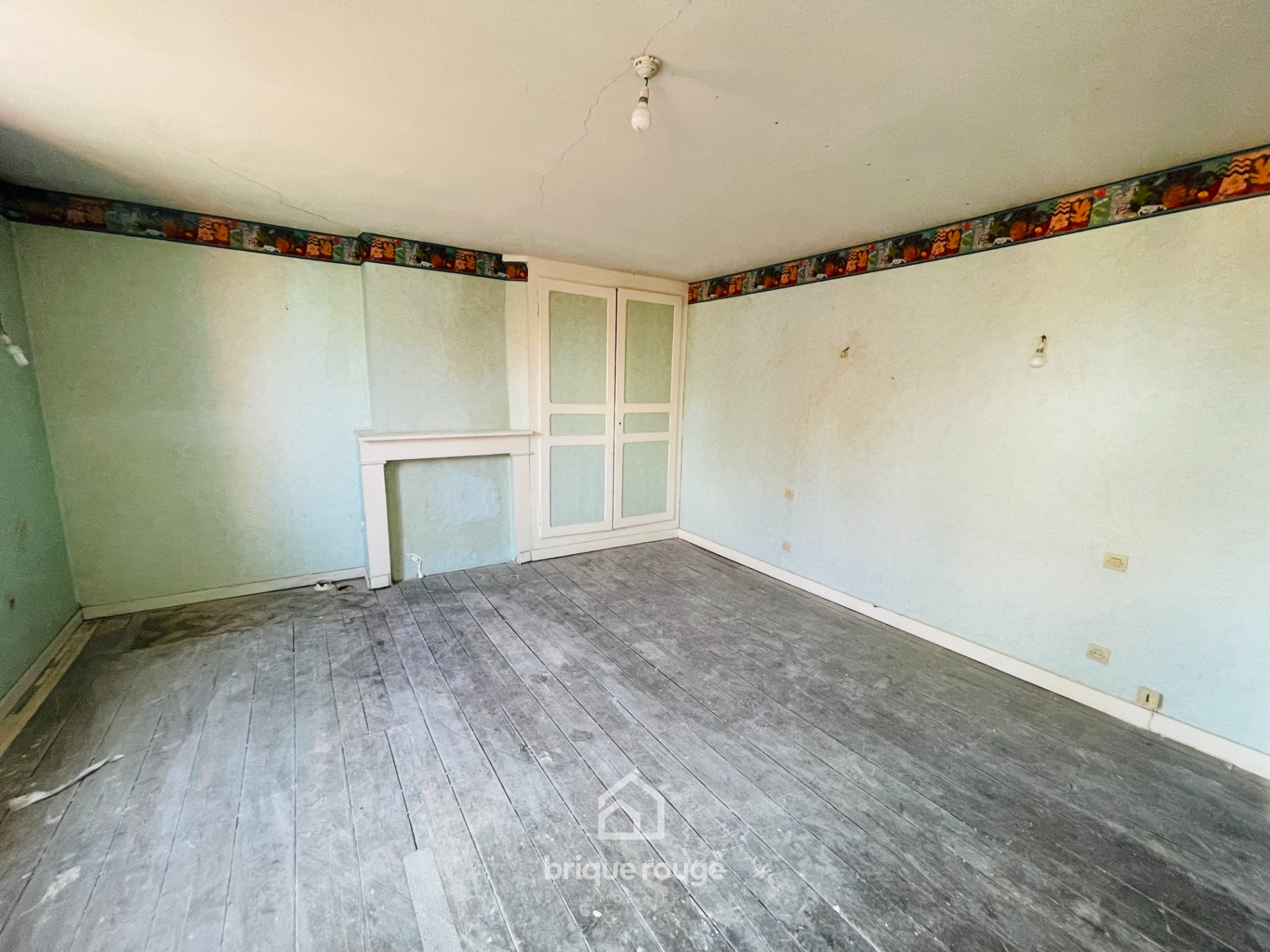 Jolie maison 1930  renover 2 chambres et jardin Photo 2 - Brique Rouge Immobilier