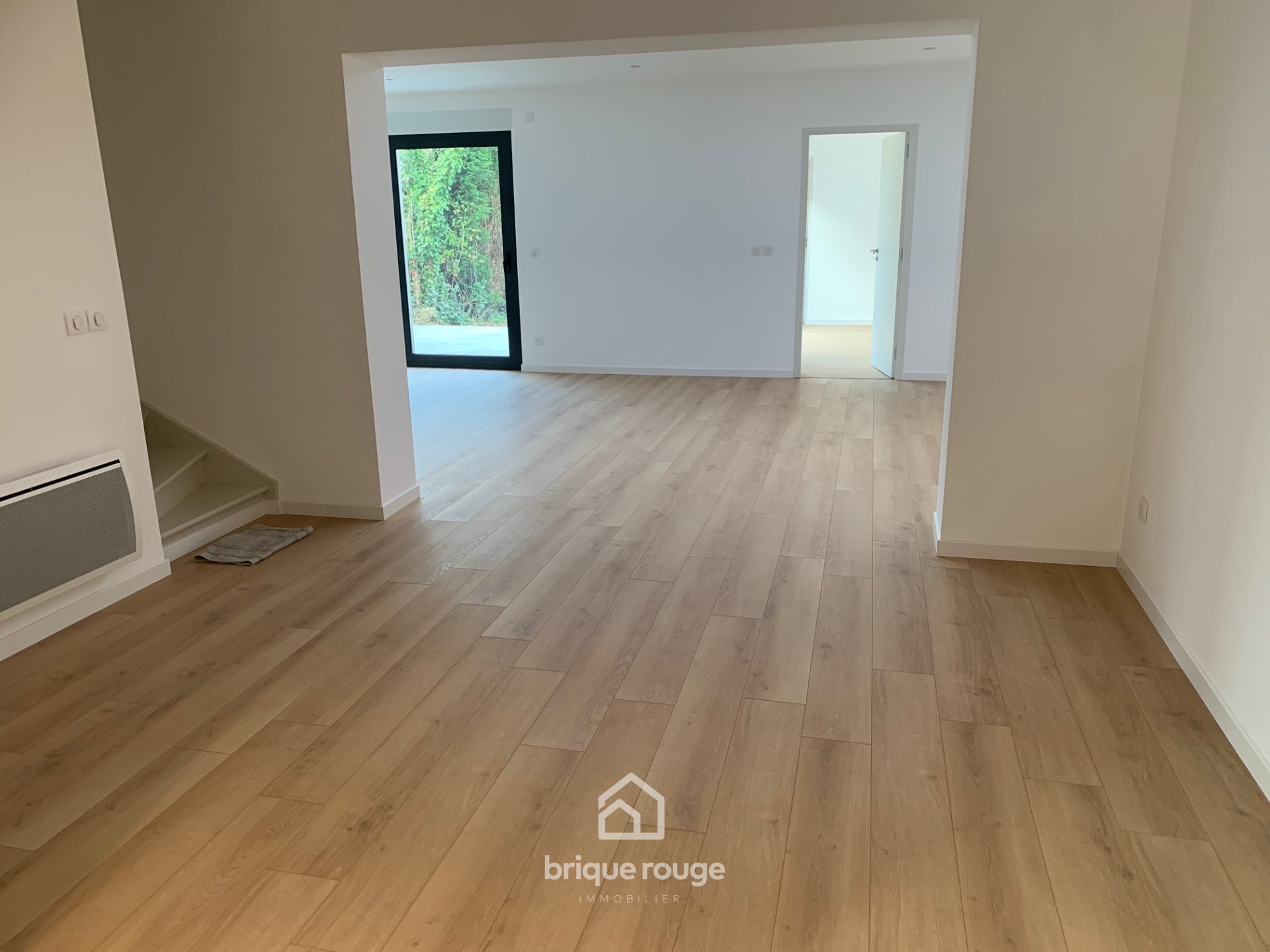 Maison individuelle renovee semi plain pied poss garage Photo 3 - Brique Rouge Immobilier Maison individuelle renovee semi plain pied poss garage Photo 3 - Brique Rouge Immobilier