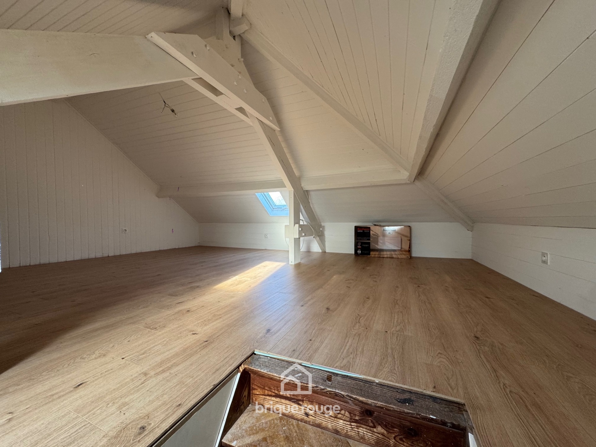 Maison individuelle  renovee  semi plain pied de 145m2 Photo 8 - Brique Rouge Immobilier