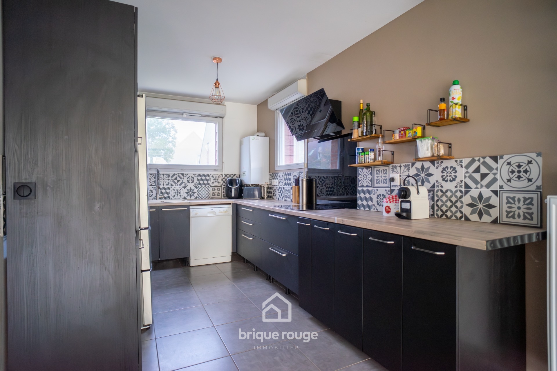 Maison de 2014 100m 4 chambres jardin garage Photo 3 - Brique Rouge Immobilier