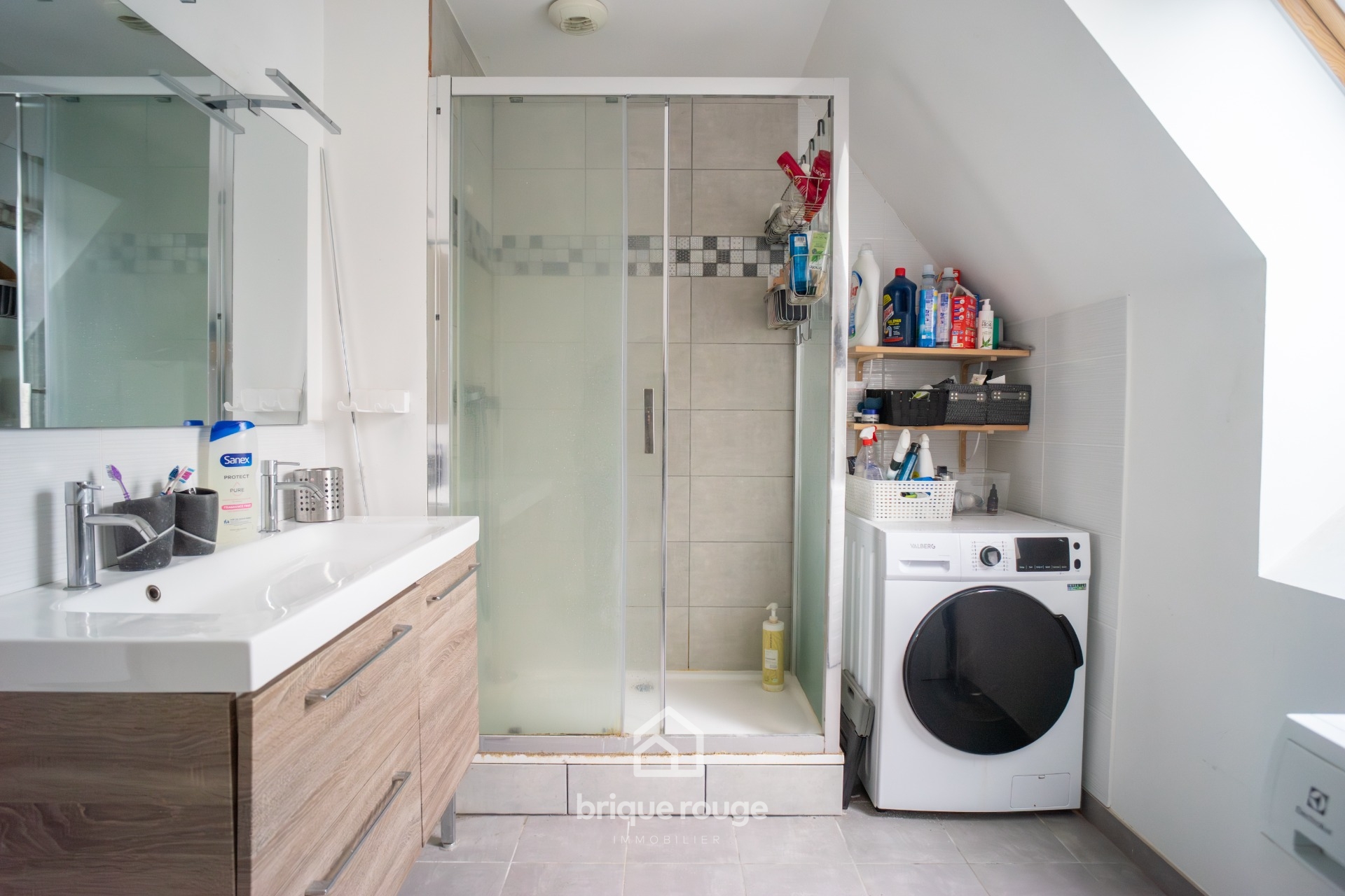 Maison de 2014 100m 4 chambres jardin garage Photo 7 - Brique Rouge Immobilier