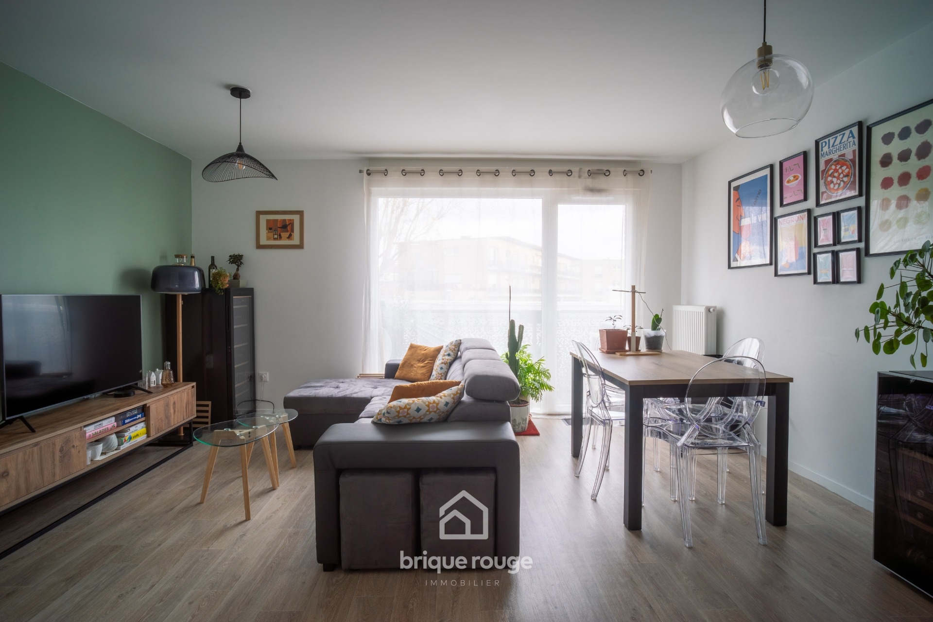 Superbe t2 residence de 2021 Photo 3 - Brique Rouge Immobilier Superbe t2 residence de 2021 Photo 3 - Brique Rouge Immobilier