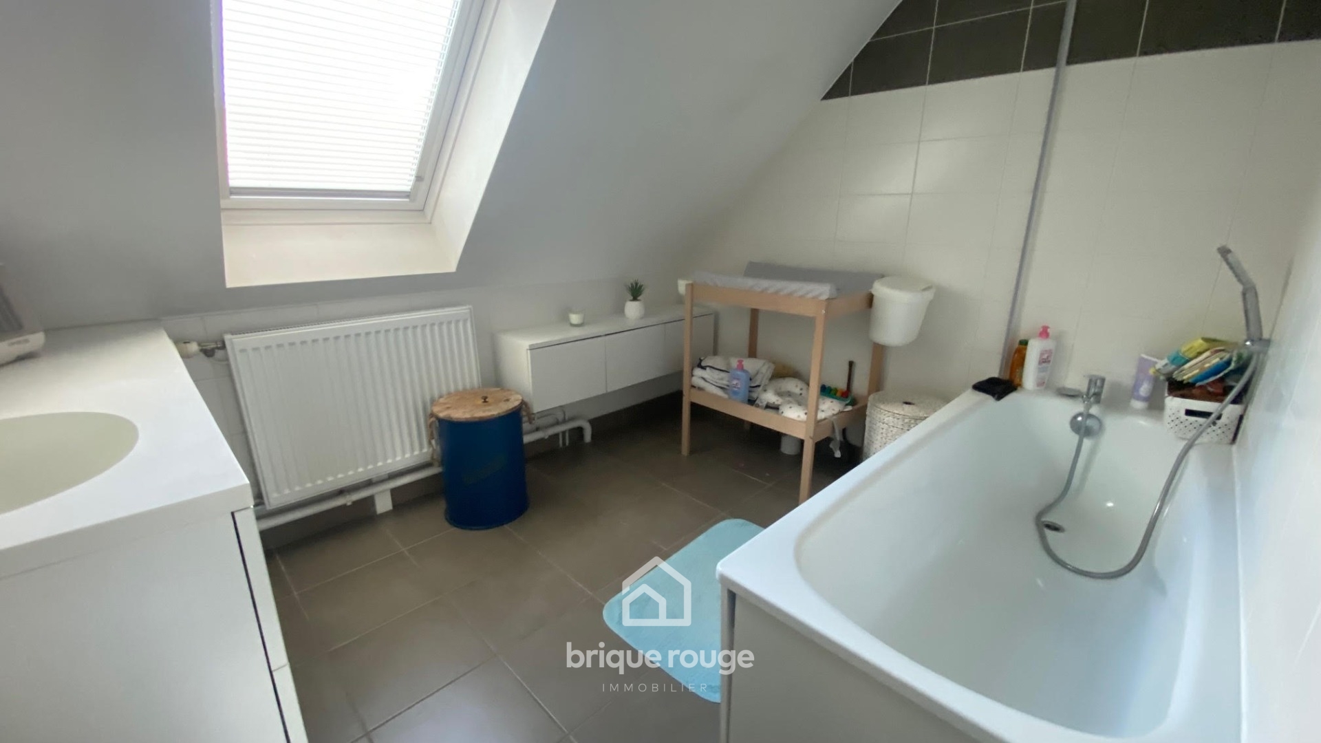 Maison individuelle  4 chambres jardin  garage Photo 9 - Brique Rouge Immobilier