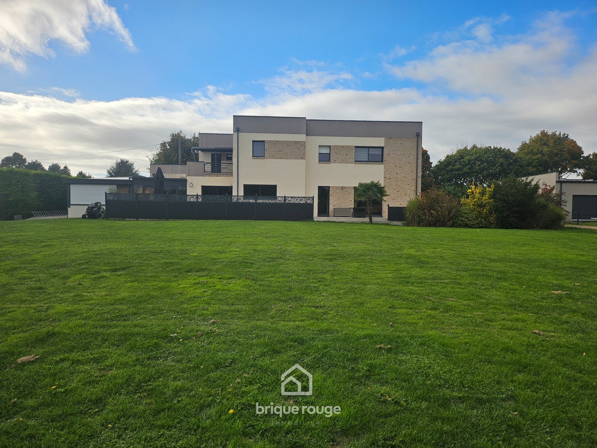 Maison d architecte de 210 m 10 minutes du centre arras Photo 2 - Brique Rouge Immobilier Maison d architecte de 210 m 10 minutes du centre arras Photo 2 - Brique Rouge Immobilier