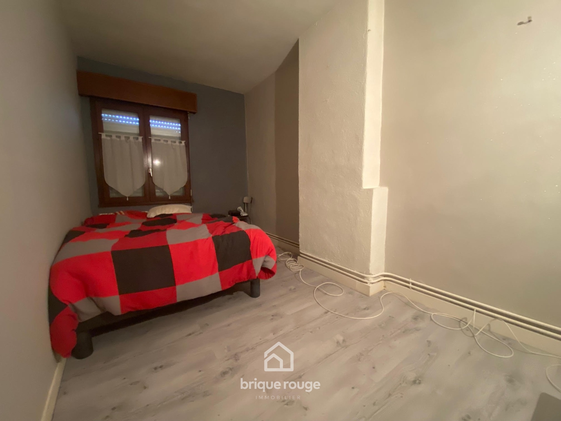 En exclusivite maison a renover avec jardin parking Photo 5 - Brique Rouge Immobilier En exclusivite maison a renover avec jardin parking Photo 5 - Brique Rouge Immobilier