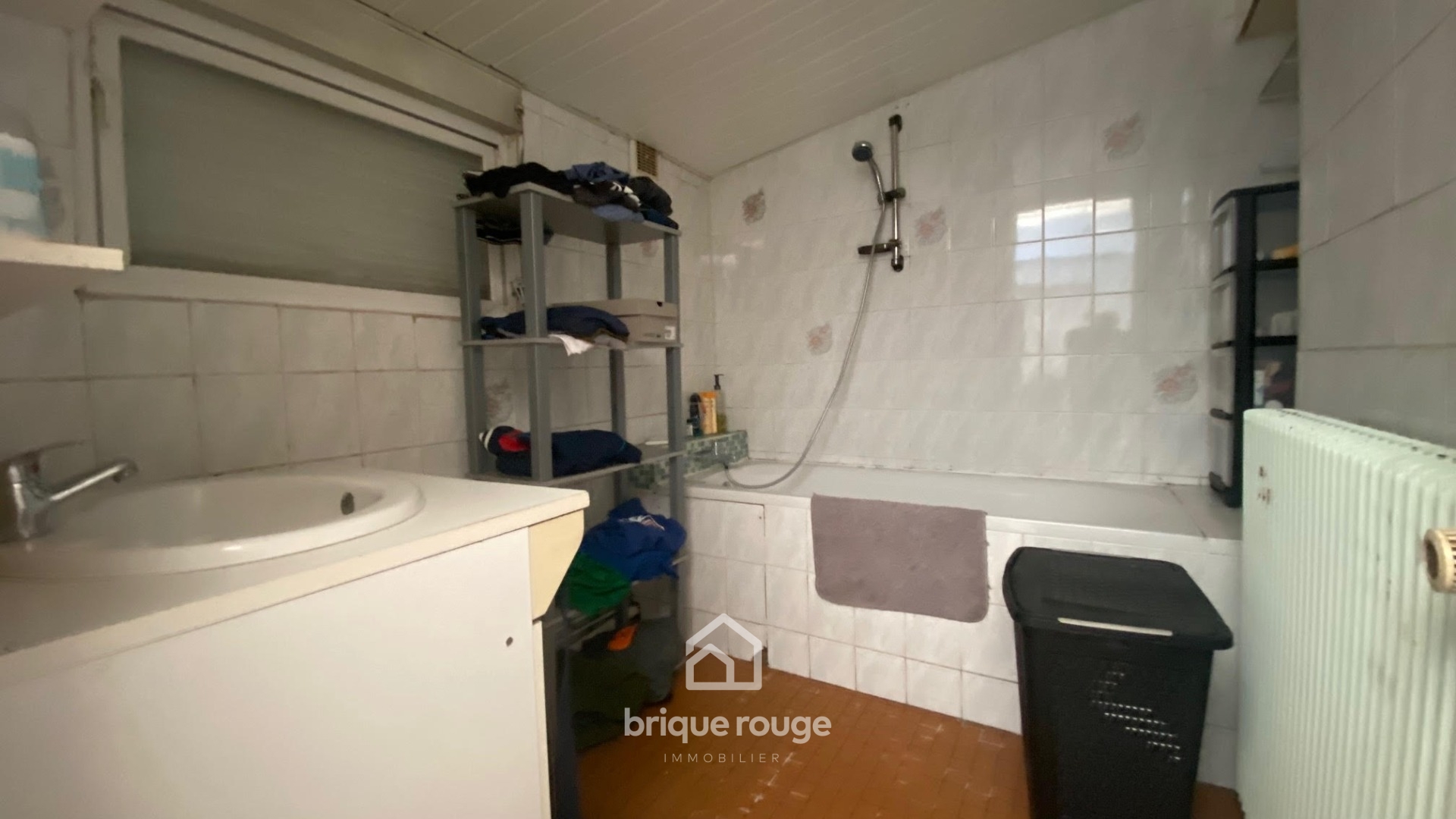 En exclusivite maison a renover avec jardin parking Photo 9 - Brique Rouge Immobilier En exclusivite maison a renover avec jardin parking Photo 9 - Brique Rouge Immobilier