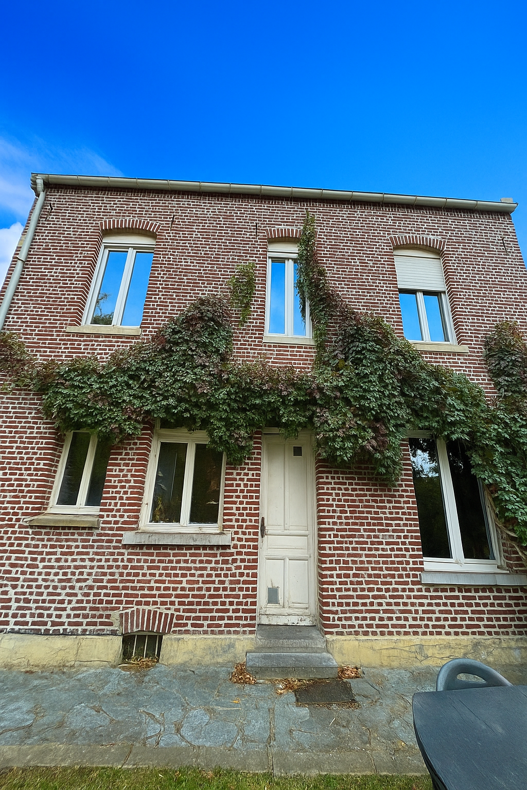 Maison 3 chambres bureau salle de jeux jardin 150m Photo 9 - Brique Rouge Immobilier Maison 3 chambres bureau salle de jeux jardin 150m Photo 9 - Brique Rouge Immobilier