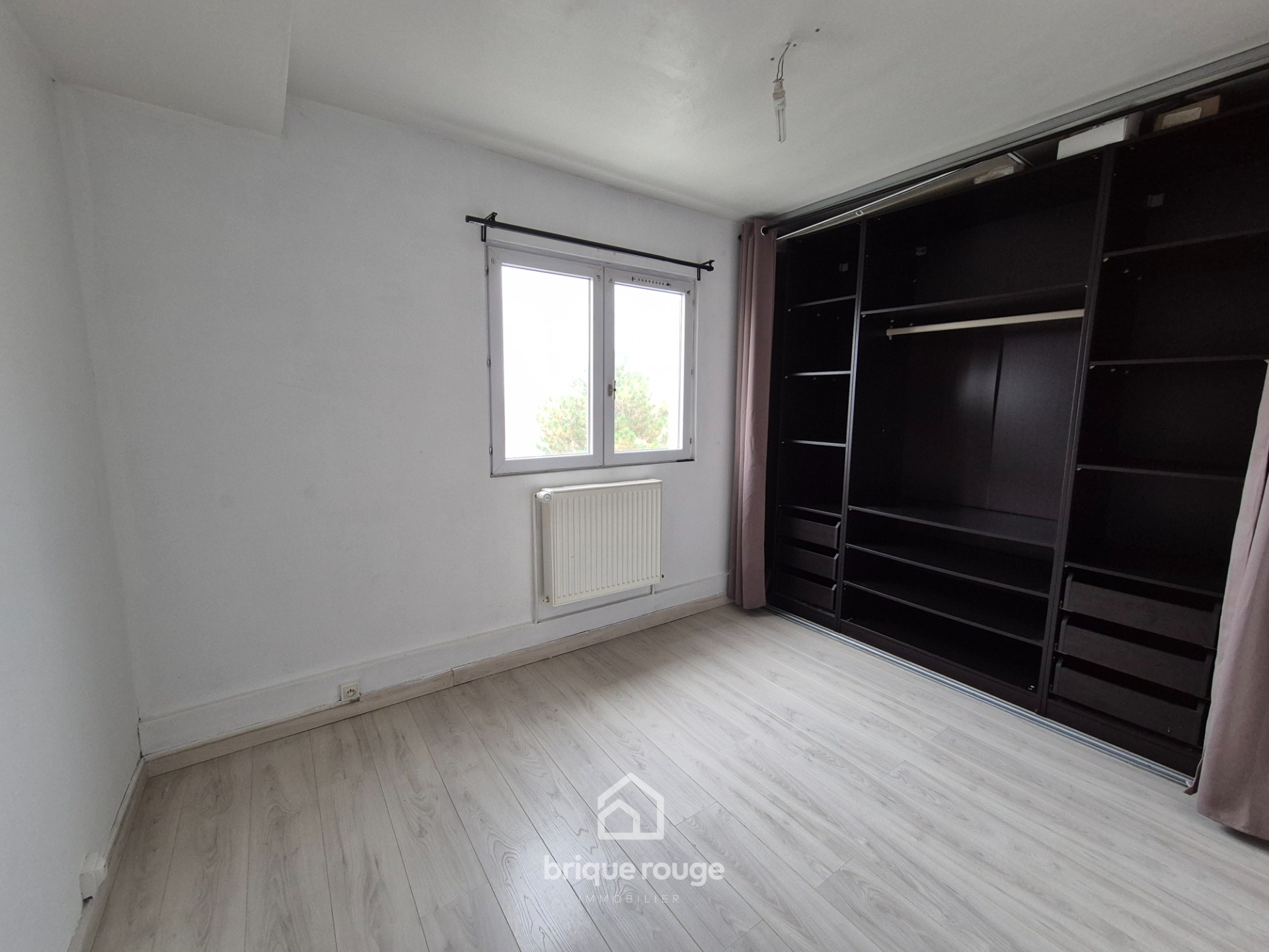 T2 de 50 m2 parking Photo 4 - Brique Rouge Immobilier T2 de 50 m2 parking Photo 4 - Brique Rouge Immobilier