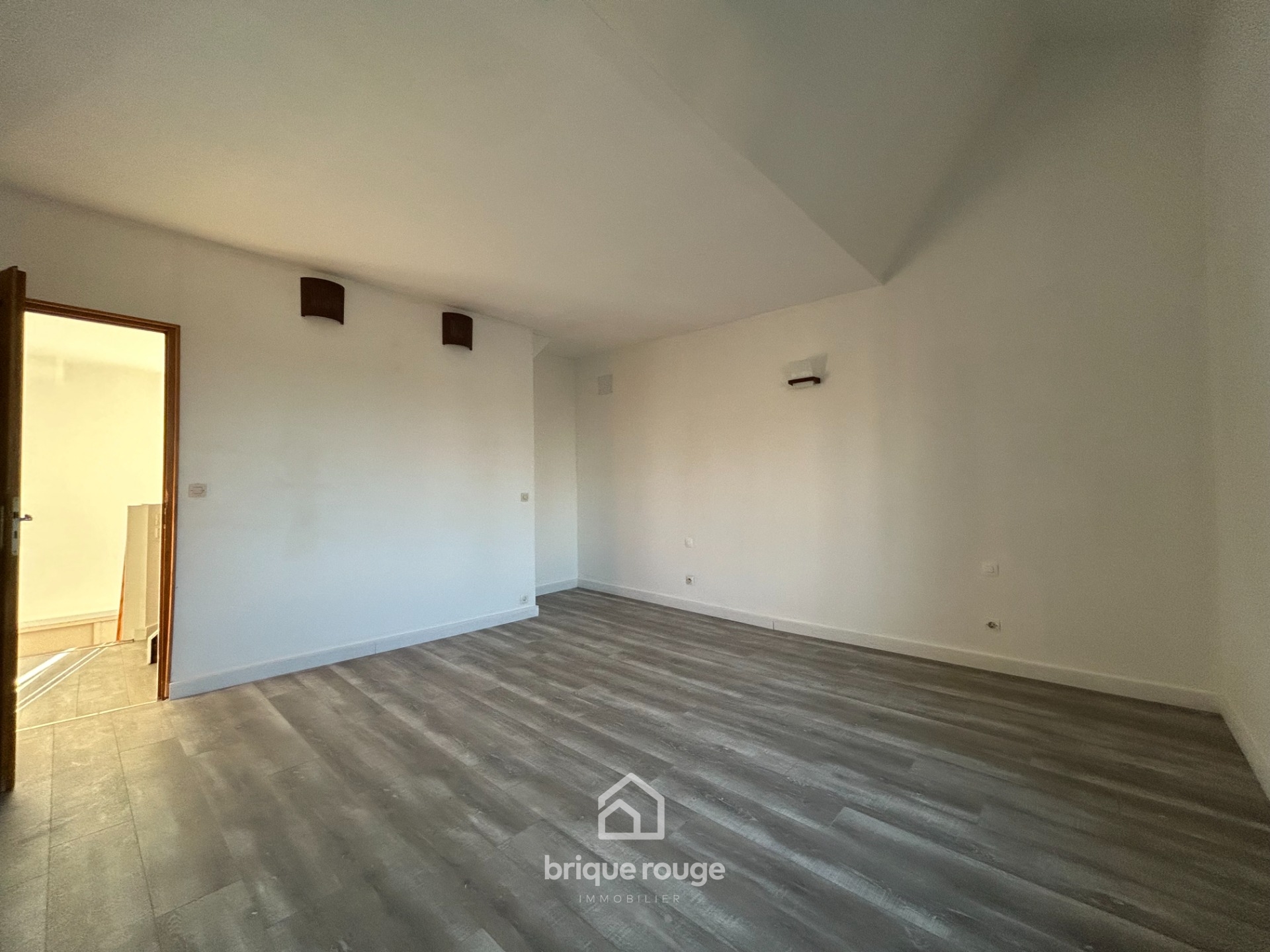 Maison semi individuelle  vendre  illies Photo 3 - Brique Rouge Immobilier