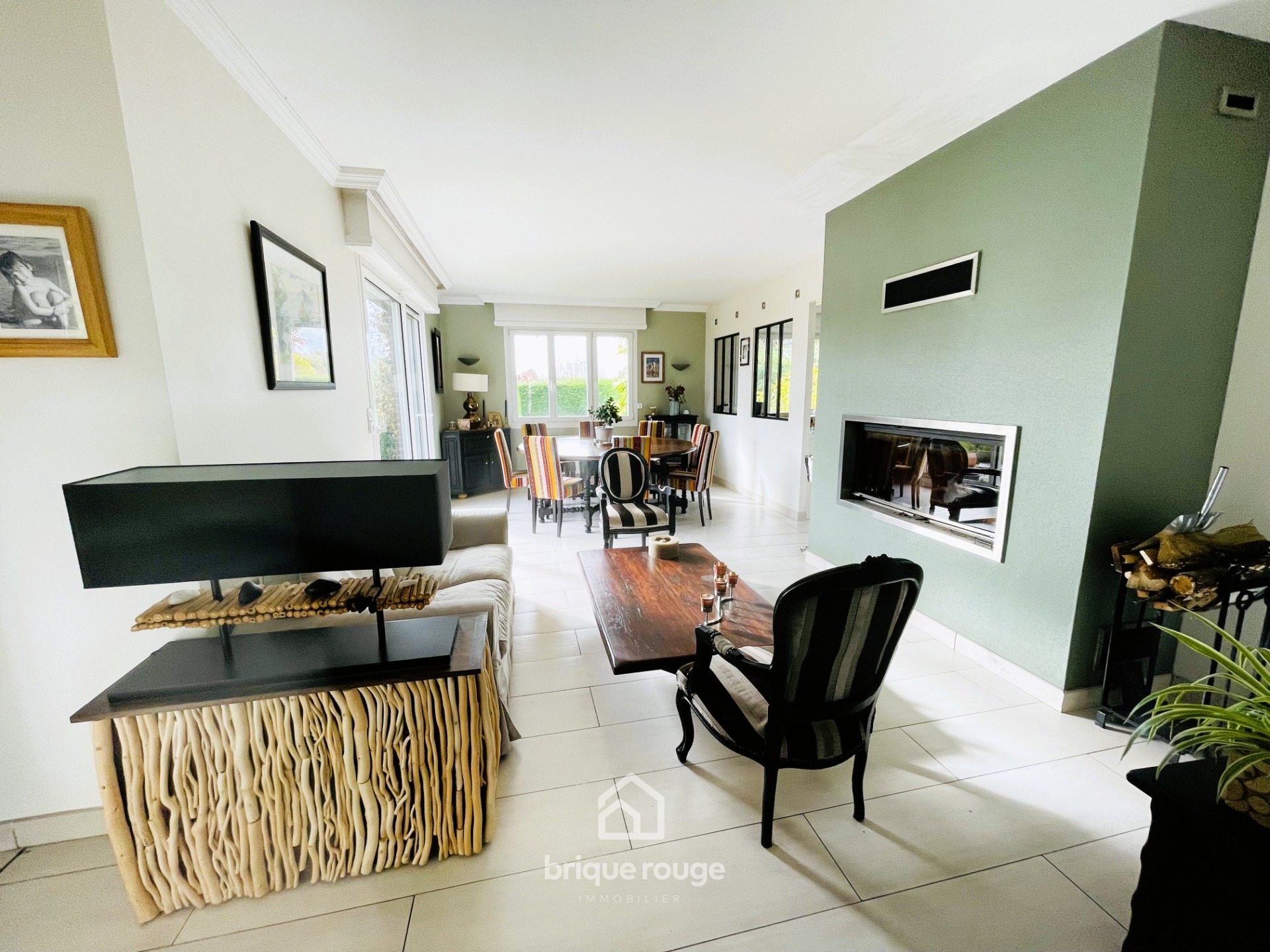 Maison de charme semi plain pieds avec sous sol Photo 2 - Brique Rouge Immobilier Maison de charme semi plain pieds avec sous sol Photo 2 - Brique Rouge Immobilier