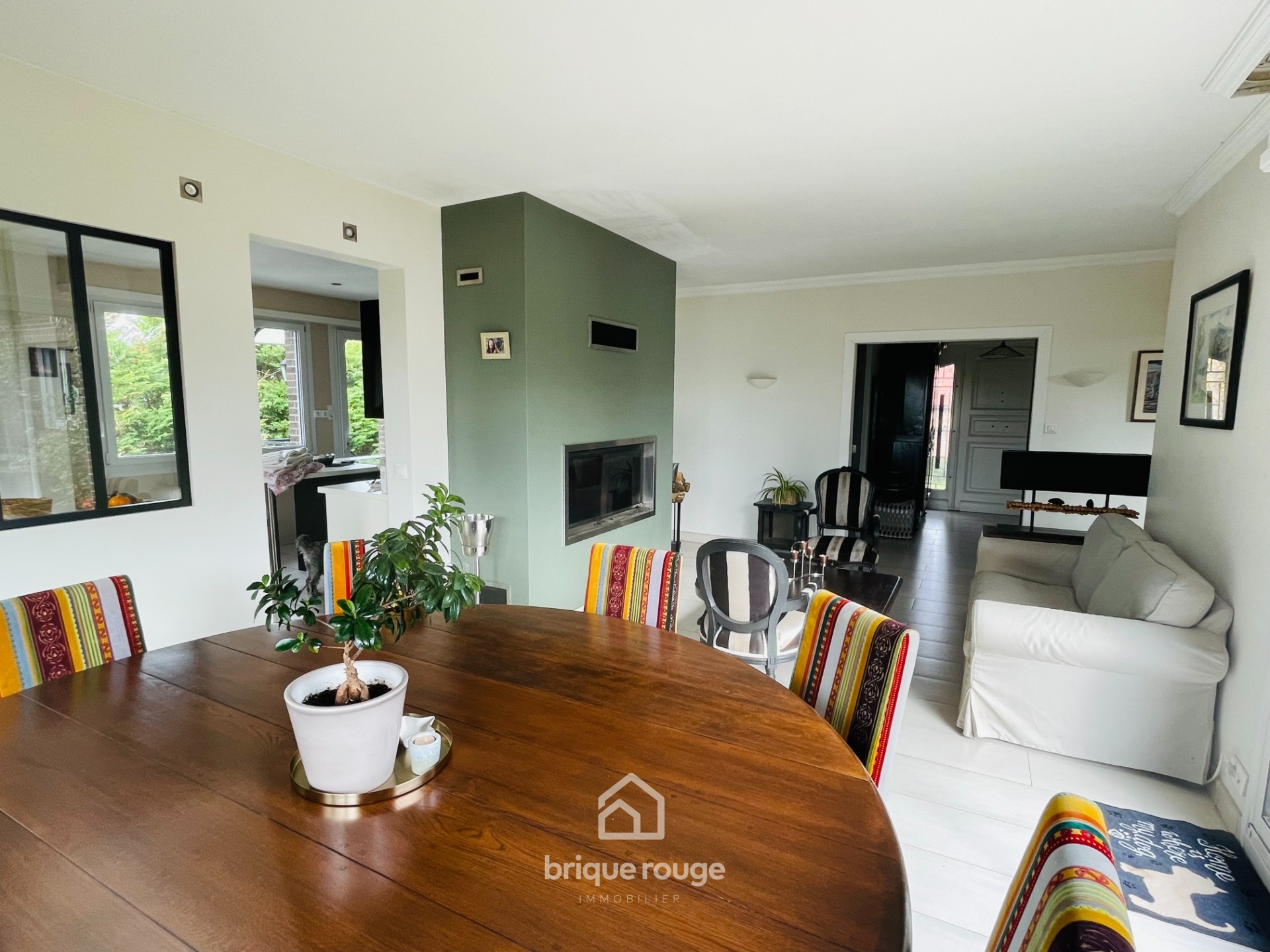 Maison de charme semi plain pieds avec sous sol Photo 5 - Brique Rouge Immobilier Maison de charme semi plain pieds avec sous sol Photo 5 - Brique Rouge Immobilier