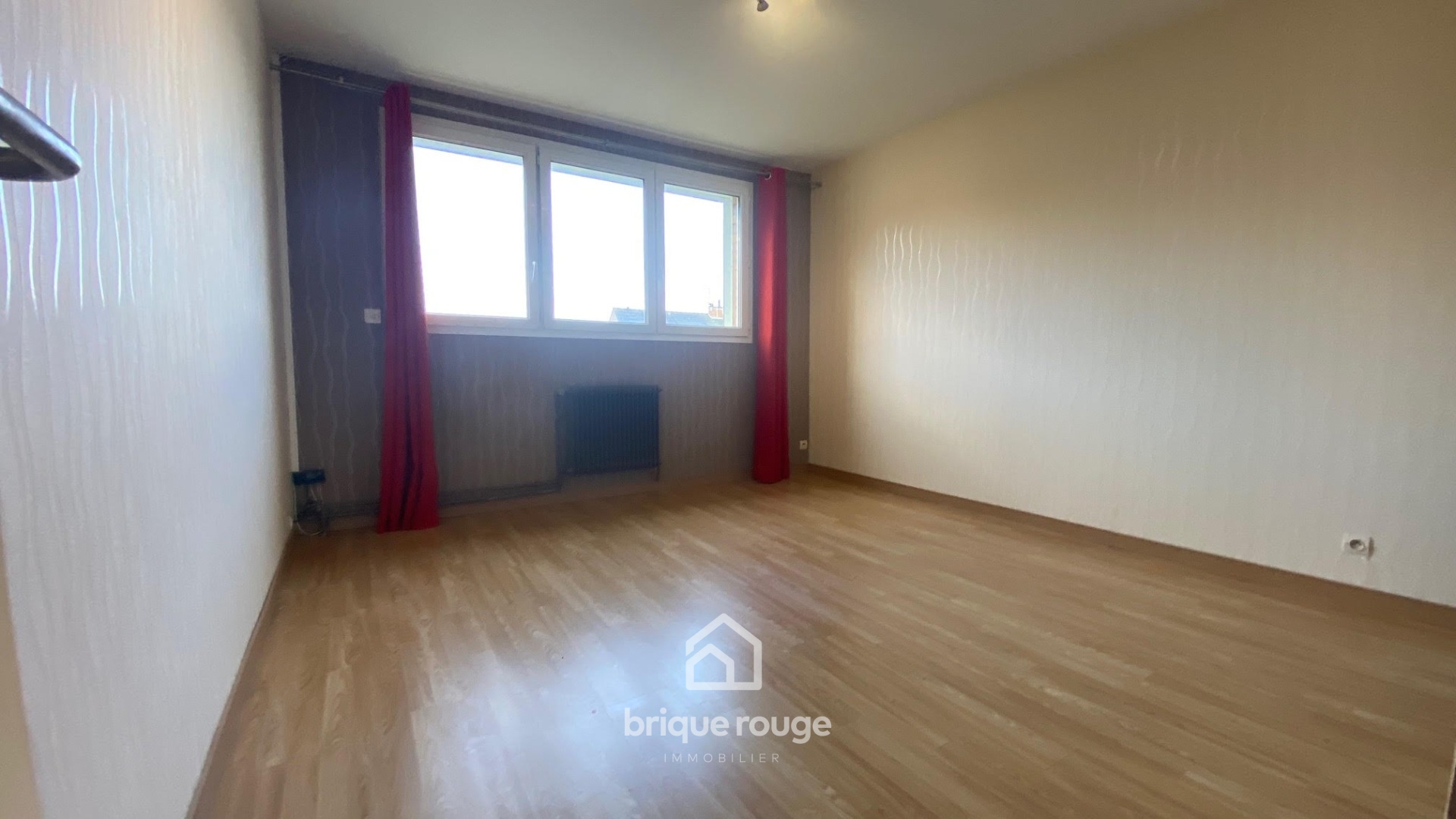 Maison de lotissement 3 chambres  jardin garage Photo 5 - Brique Rouge Immobilier