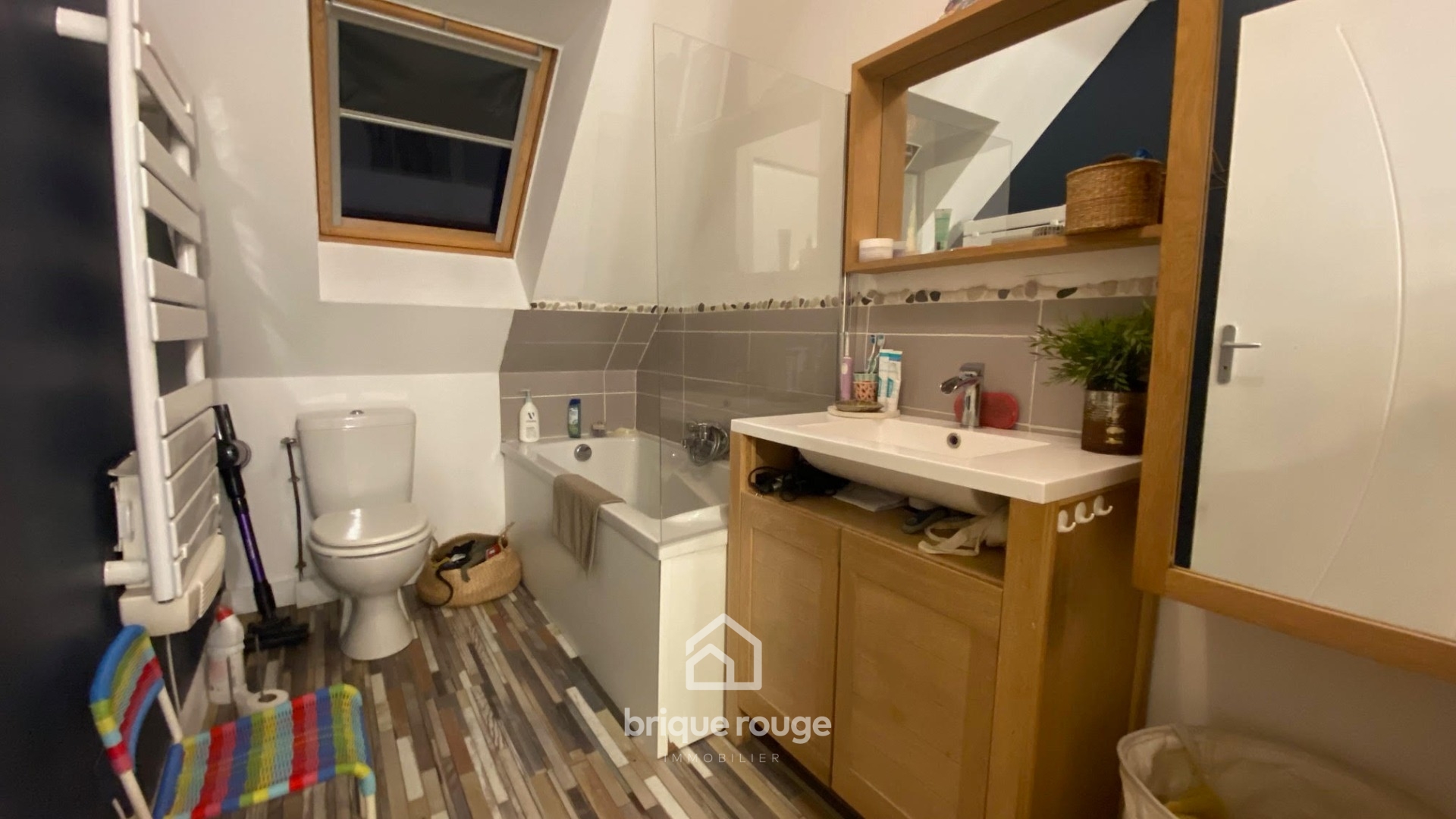 En exclusivite maison individuelle 2016 jardin garage Photo 12 - Brique Rouge Immobilier En exclusivite maison individuelle 2016 jardin garage Photo 12 - Brique Rouge Immobilier