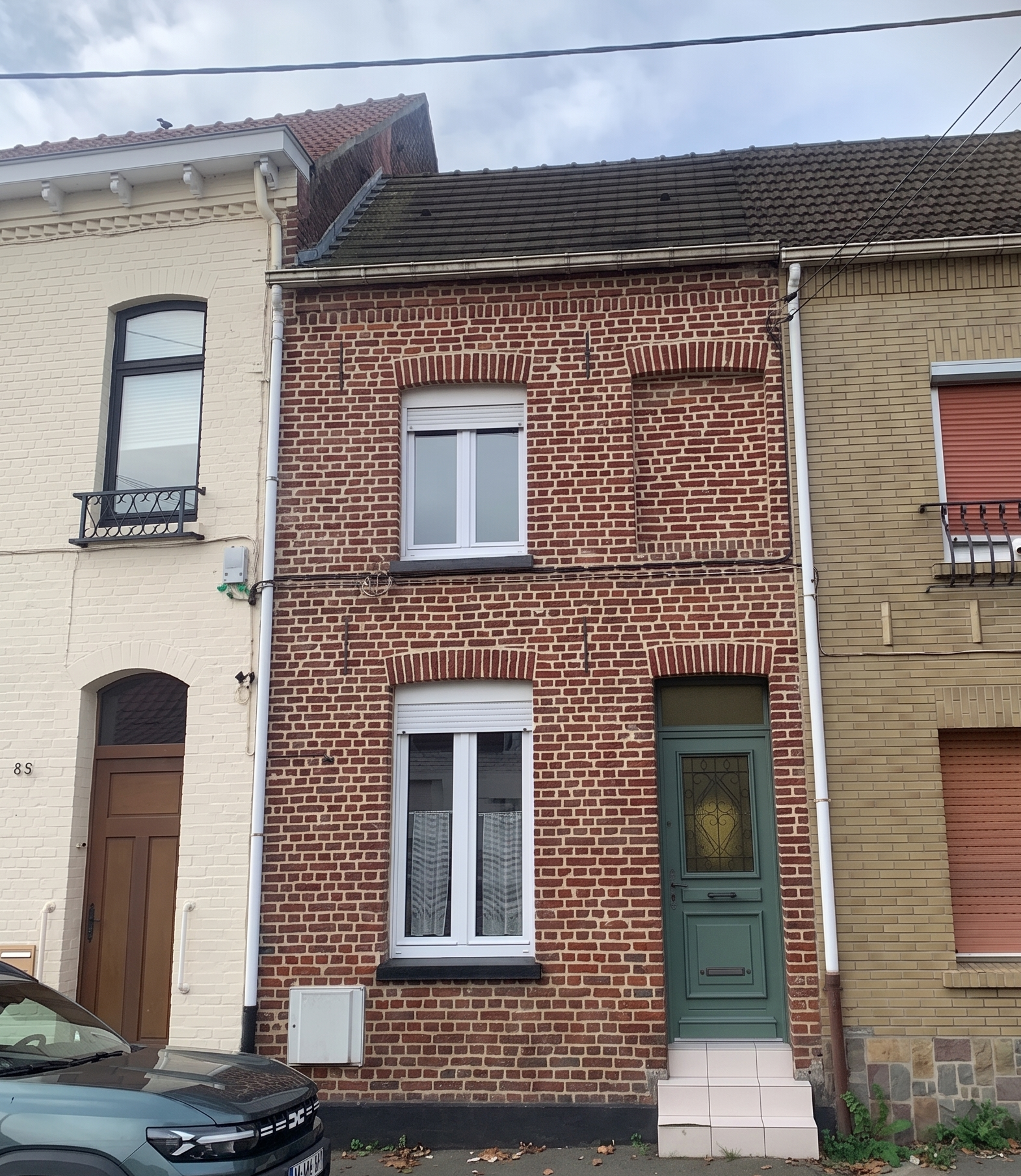 Charmante maison 1930 Photo 1 - Brique Rouge Immobilier Charmante maison 1930 Photo 1 - Brique Rouge Immobilier