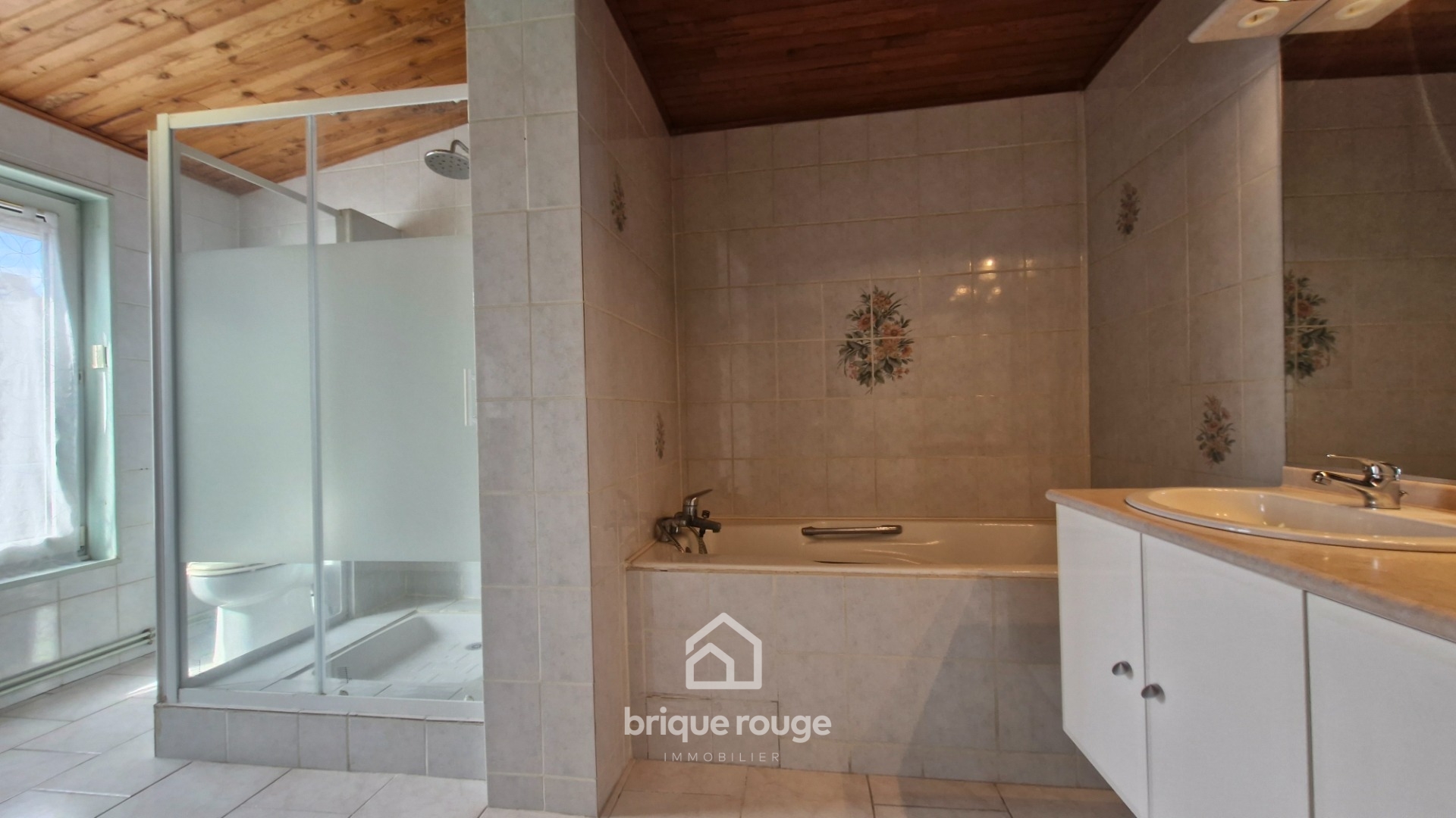 Belle 1930 format corps de ferme sur provin Photo 6 - Brique Rouge Immobilier