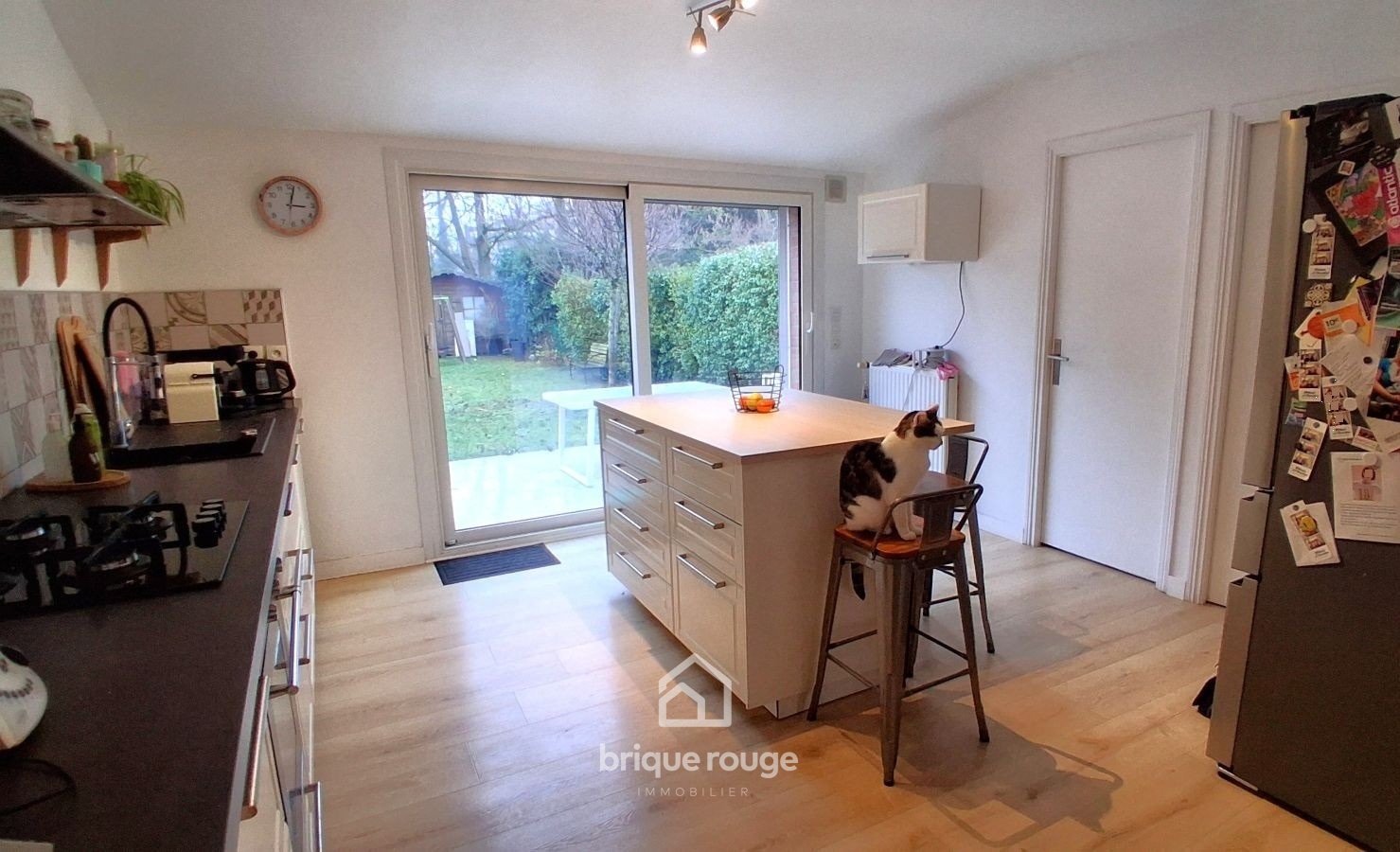 Superbe maison 4 chambres jardin parkings Photo 6 - Brique Rouge Immobilier