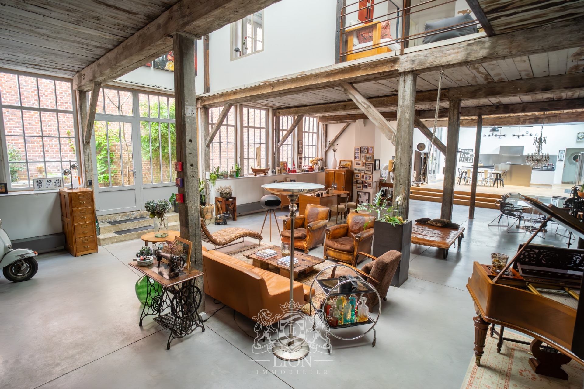 Superbe loft d exception avec exterieur Photo 1 - Brique Rouge Immobilier Superbe loft d exception avec exterieur Photo 1 - Brique Rouge Immobilier