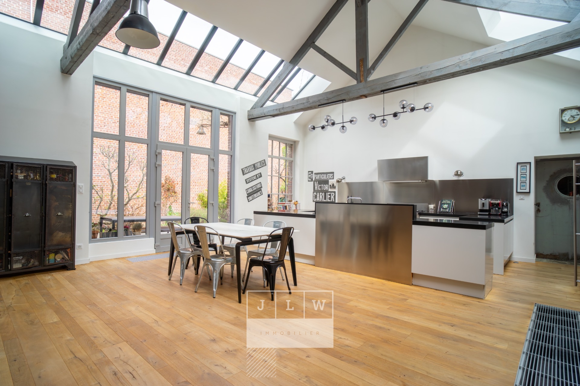 Superbe loft d exception avec exterieur Photo 3 - Brique Rouge Immobilier Superbe loft d exception avec exterieur Photo 3 - Brique Rouge Immobilier