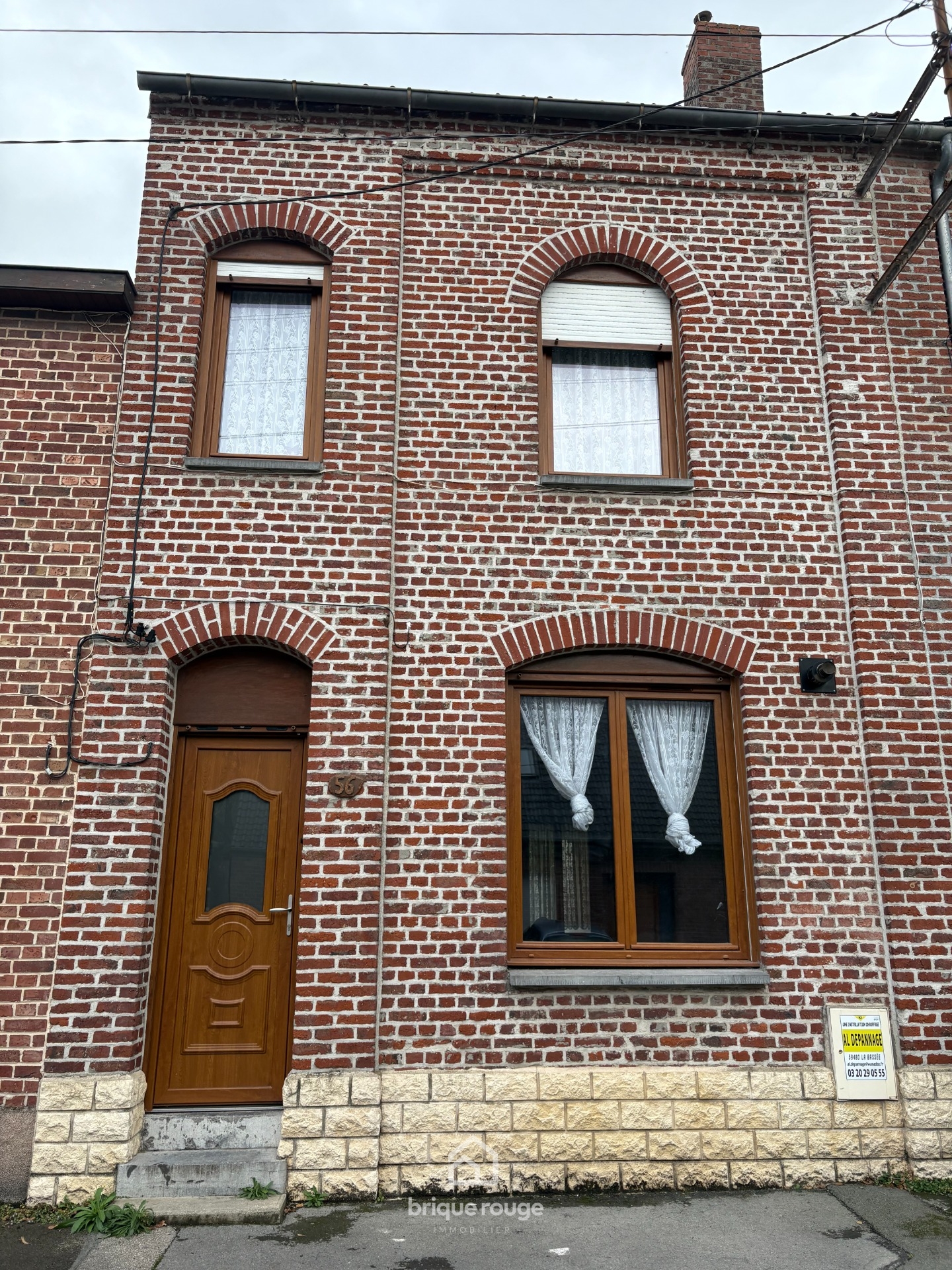 Maison 1930 avec garage Photo 1 - Brique Rouge Immobilier Maison 1930 avec garage Photo 1 - Brique Rouge Immobilier