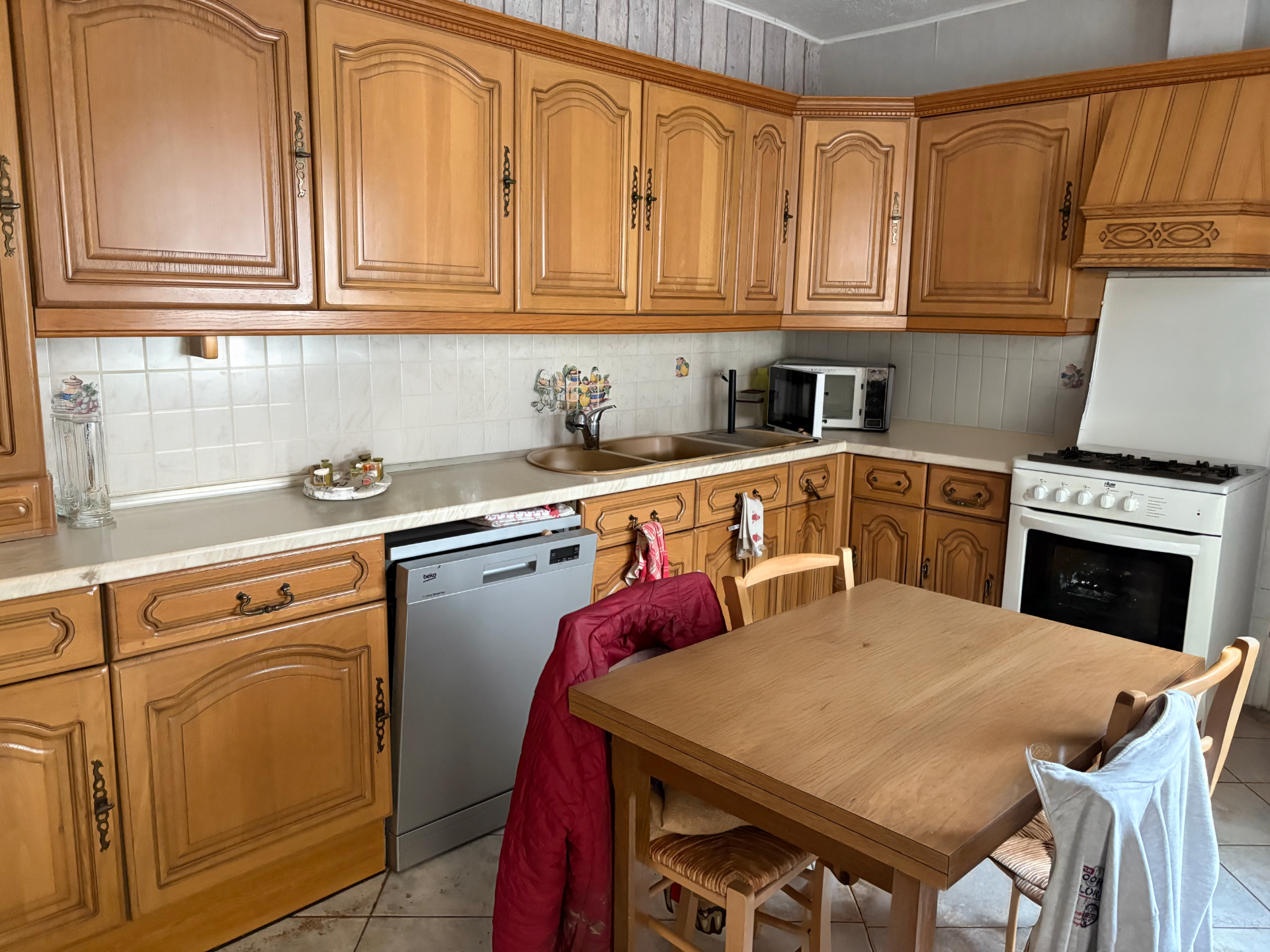 Maison 1930 avec garage Photo 2 - Brique Rouge Immobilier Maison 1930 avec garage Photo 2 - Brique Rouge Immobilier