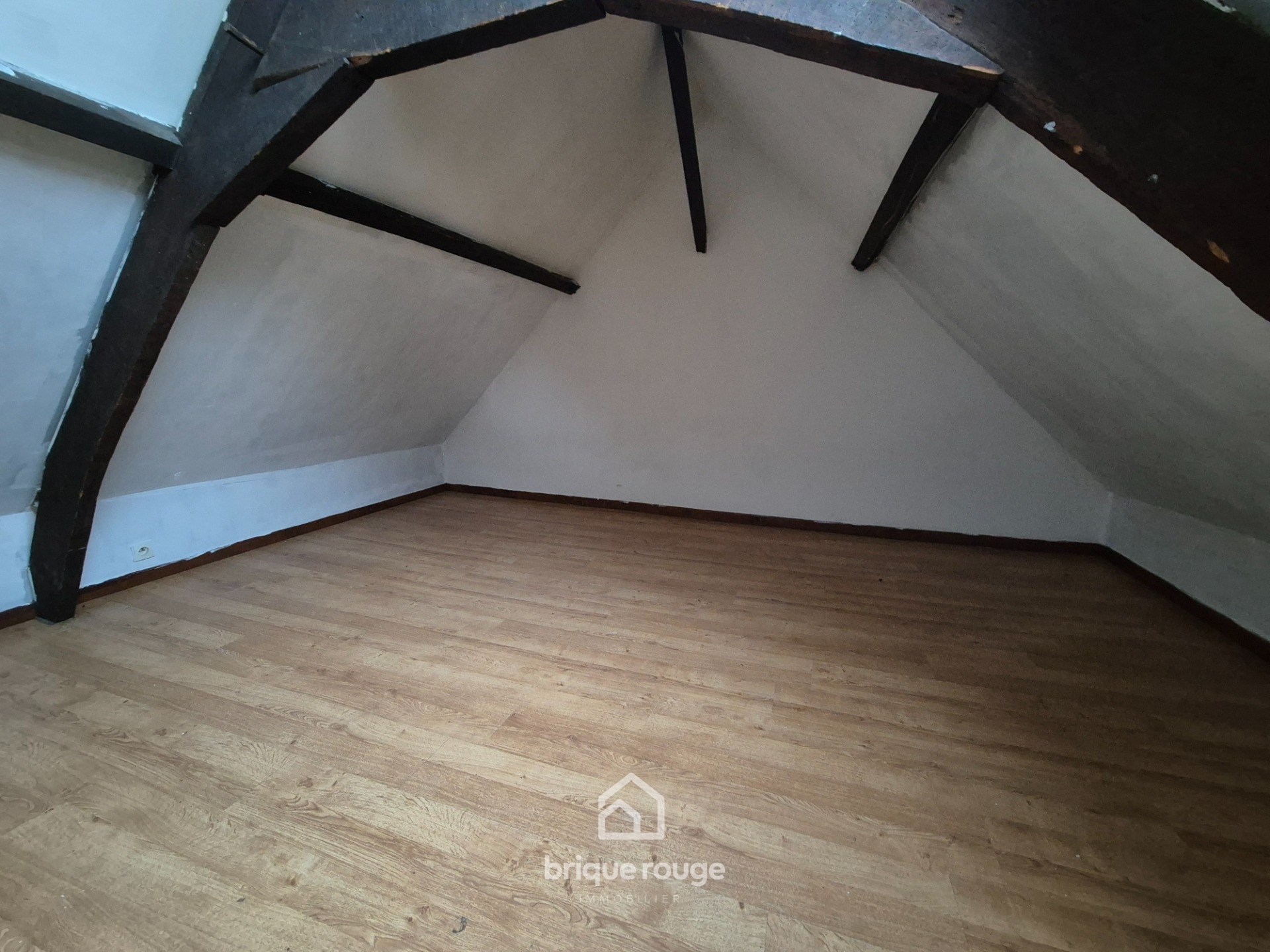 T3 duplex de 54m Photo 4 - Brique Rouge Immobilier T3 duplex de 54m Photo 4 - Brique Rouge Immobilier