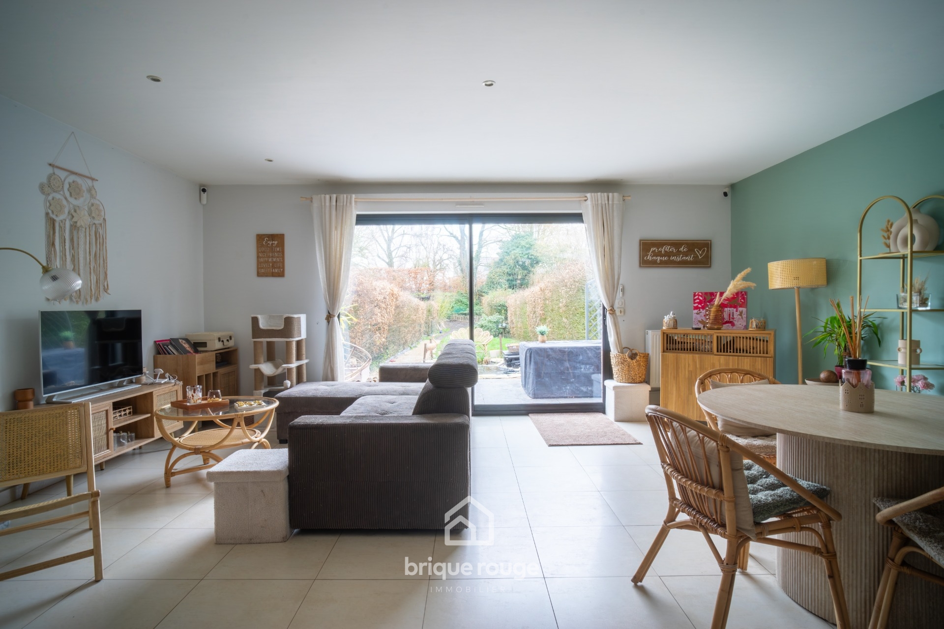 Maison 3 chambres  bureau jardin garage d environ 135m Photo 3 - Brique Rouge Immobilier