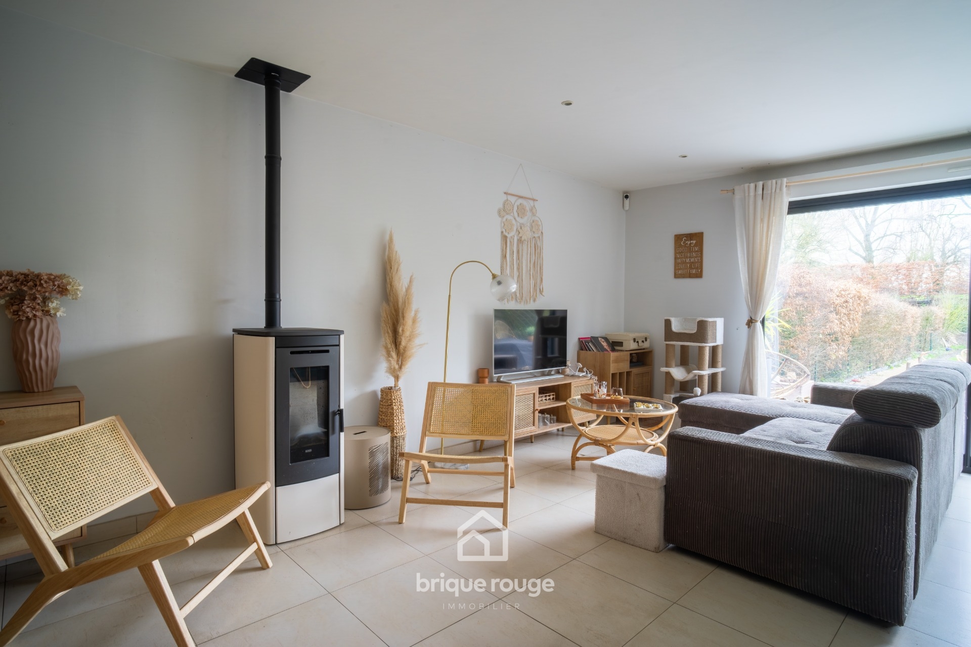 Maison 3 chambres  bureau jardin garage d environ 135m Photo 6 - Brique Rouge Immobilier