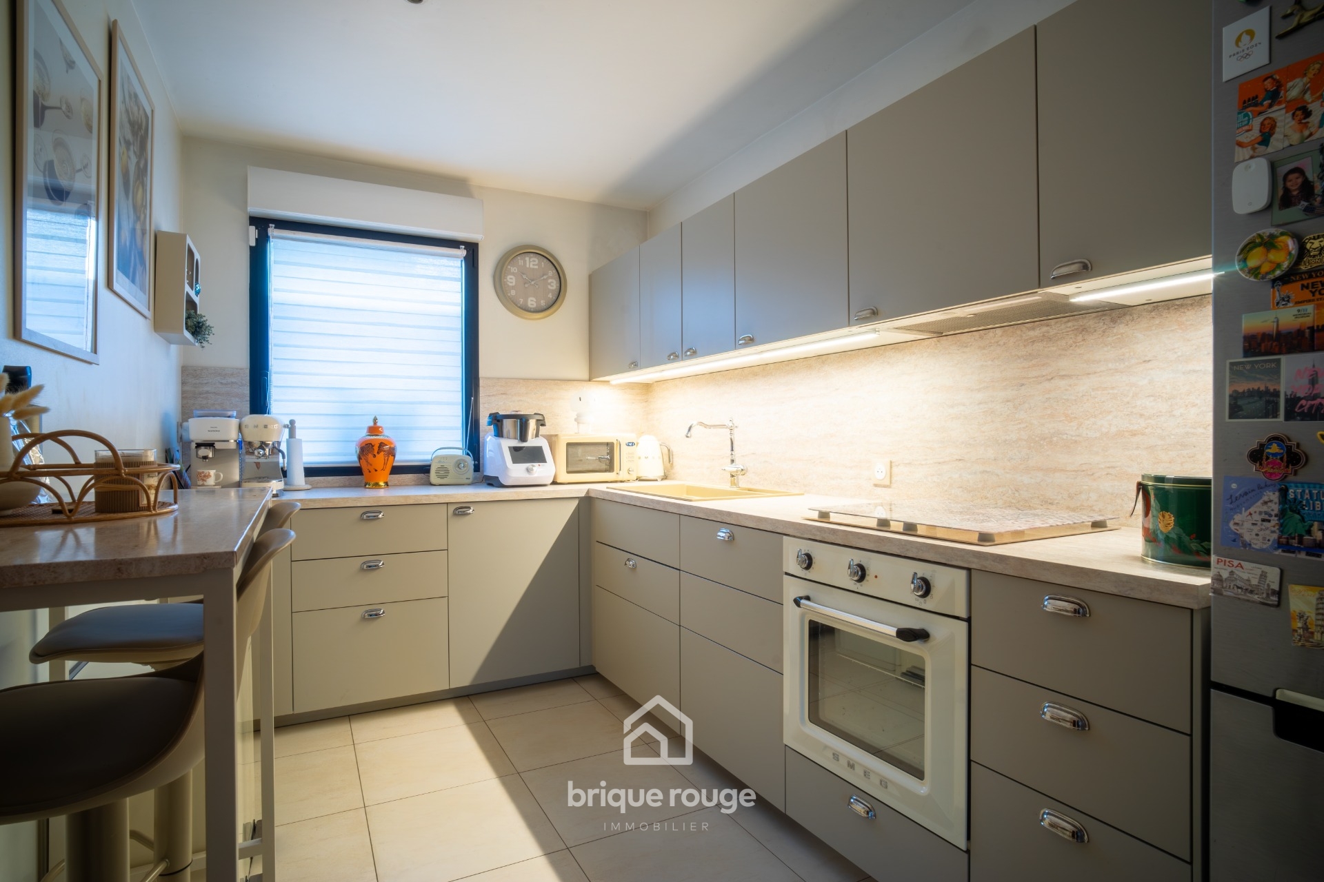 Maison 3 chambres  bureau jardin garage d environ 135m Photo 8 - Brique Rouge Immobilier