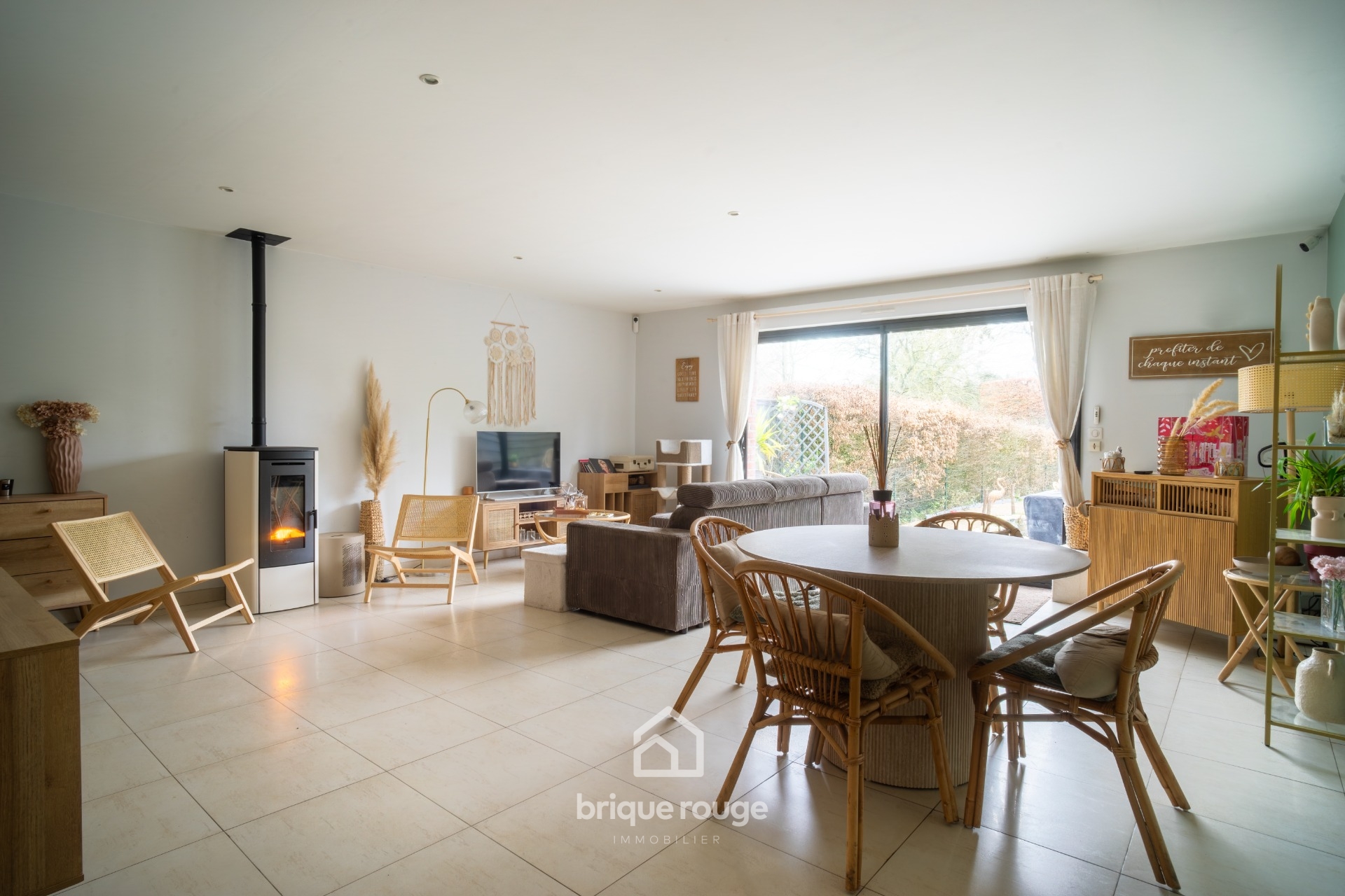 Maison 3 chambres  bureau jardin garage d environ 135m Photo 12 - Brique Rouge Immobilier