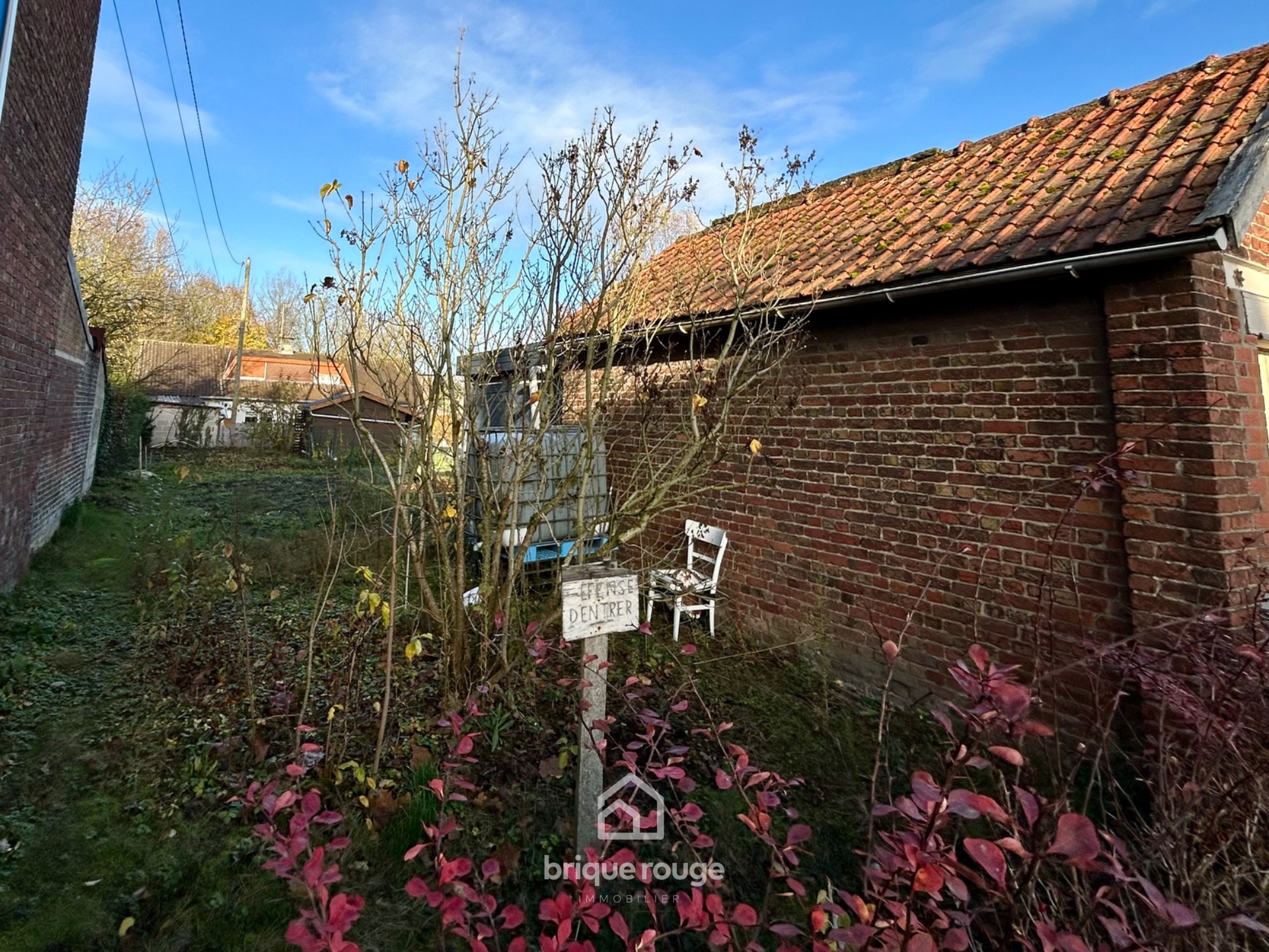 Terrain constructible 178m avec garage Photo 1 - Brique Rouge Immobilier