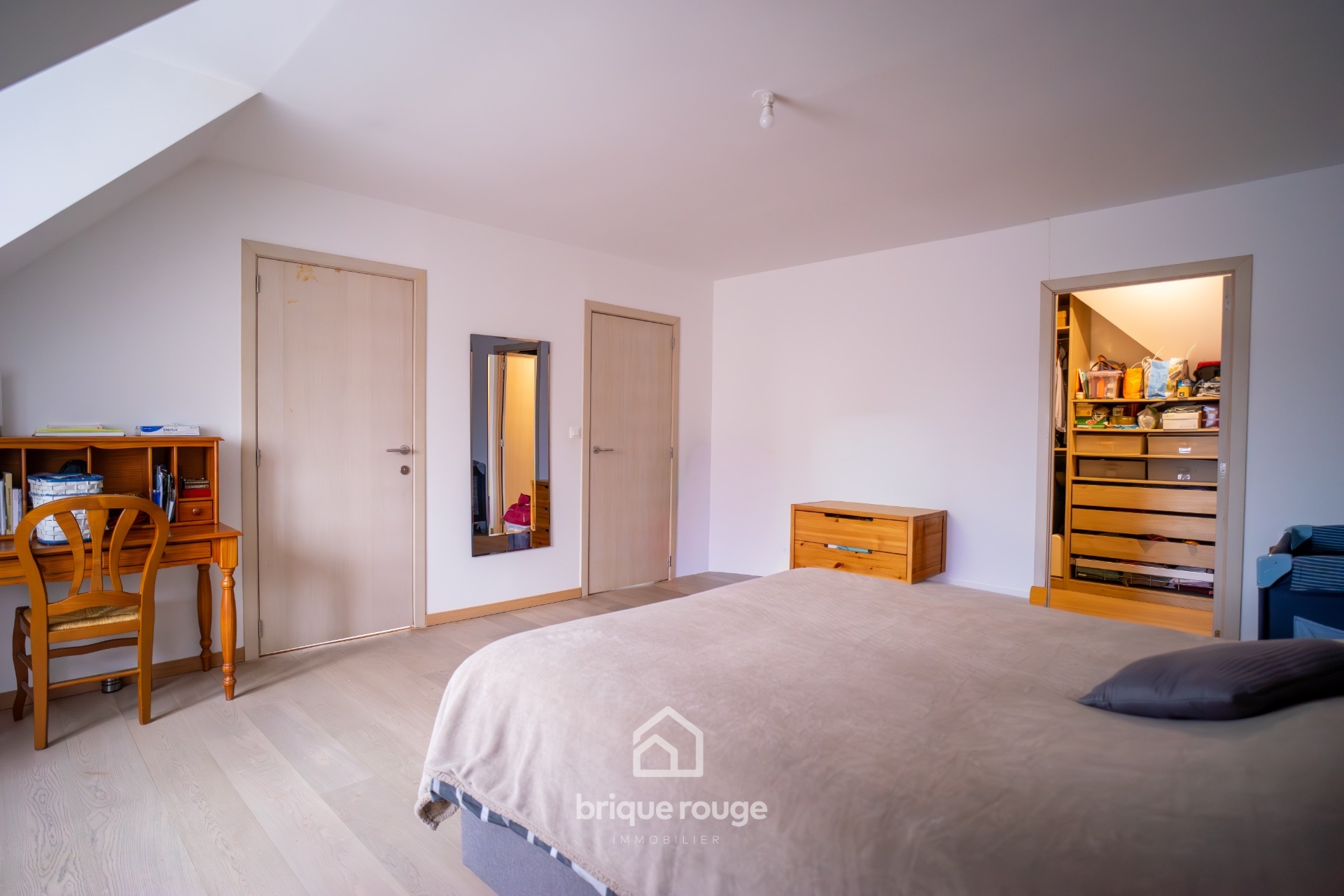 Individuelle familiale 5 chambres poss 6  semi plain pied  Photo 12 - Brique Rouge Immobilier