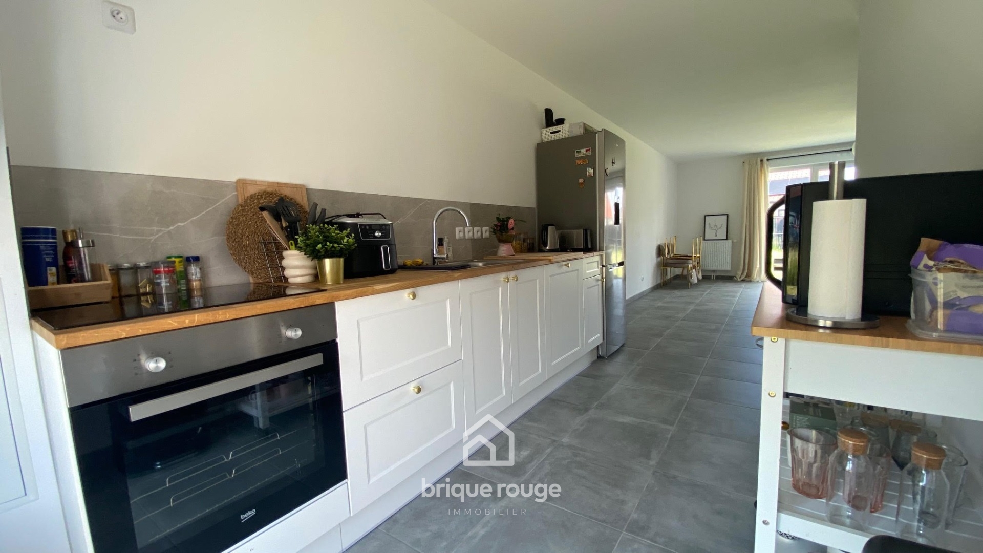 En exclusivite maison 2023  1 mitoyennete parking Photo 3 - Brique Rouge Immobilier