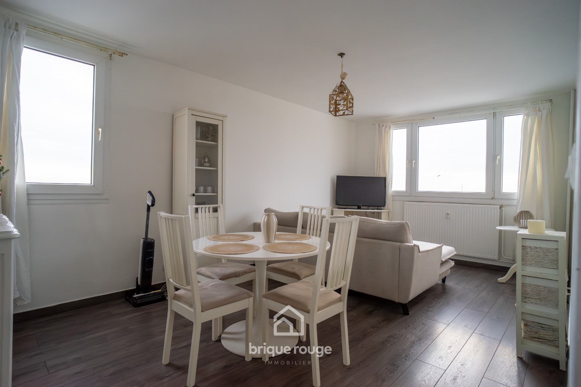 T2 avec balcon faibles charges Photo 1 - Brique Rouge Immobilier