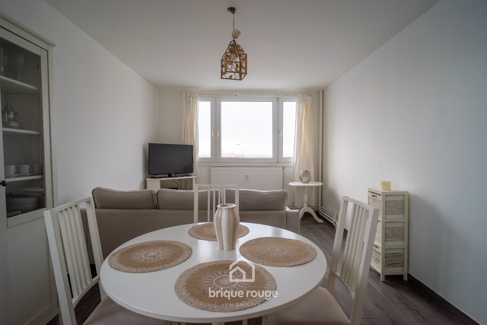 T2 avec balcon faibles charges Photo 2 - Brique Rouge Immobilier T2 avec balcon faibles charges Photo 2 - Brique Rouge Immobilier