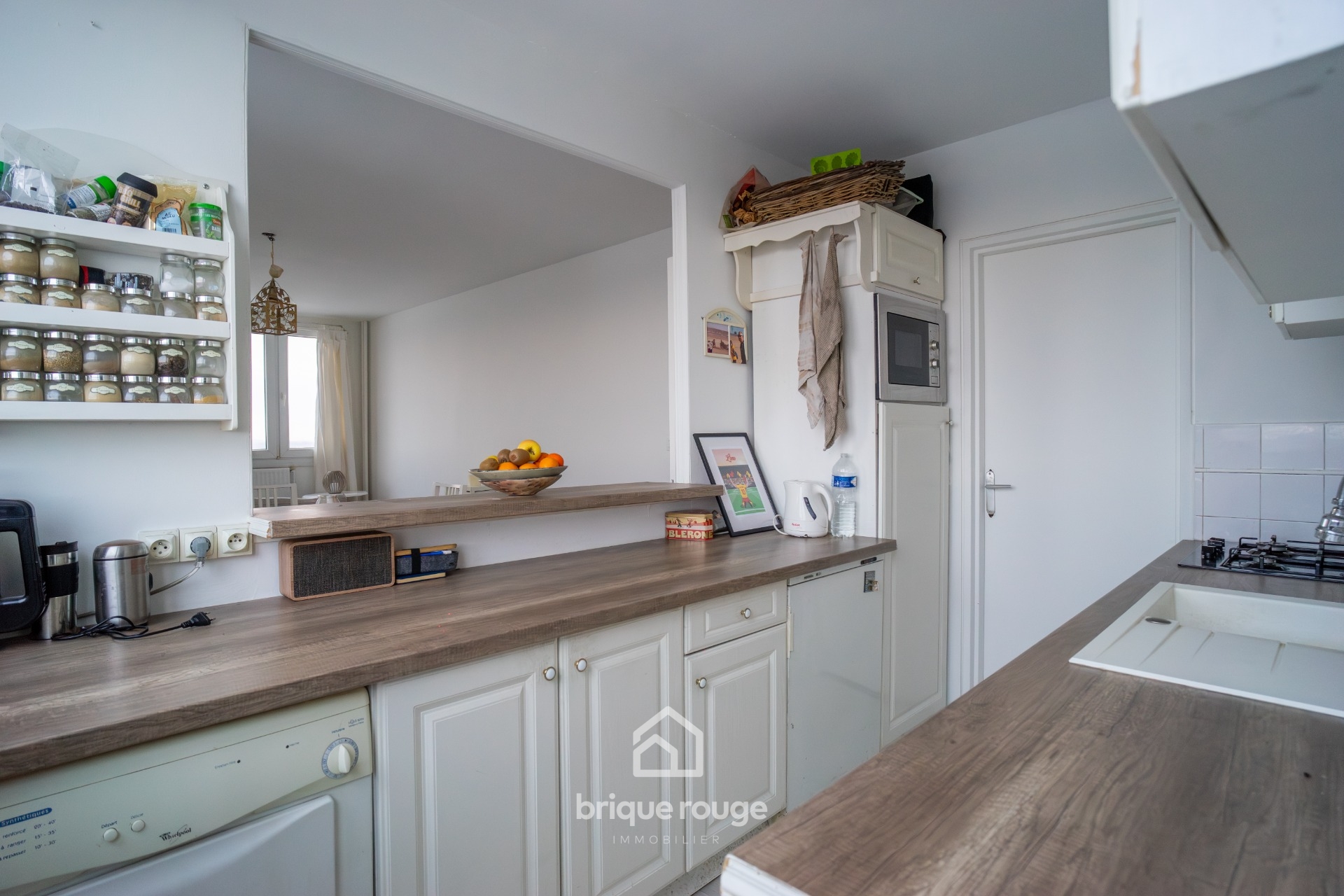 T2 avec balcon faibles charges Photo 3 - Brique Rouge Immobilier